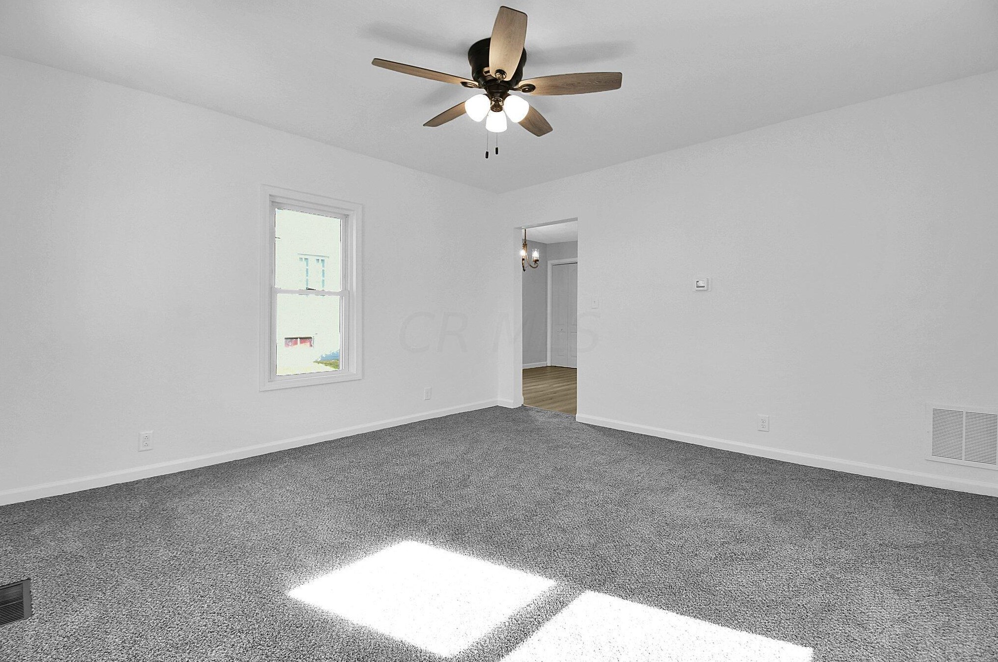 728 Maple St, Lancaster OH 43130-3127 exterior