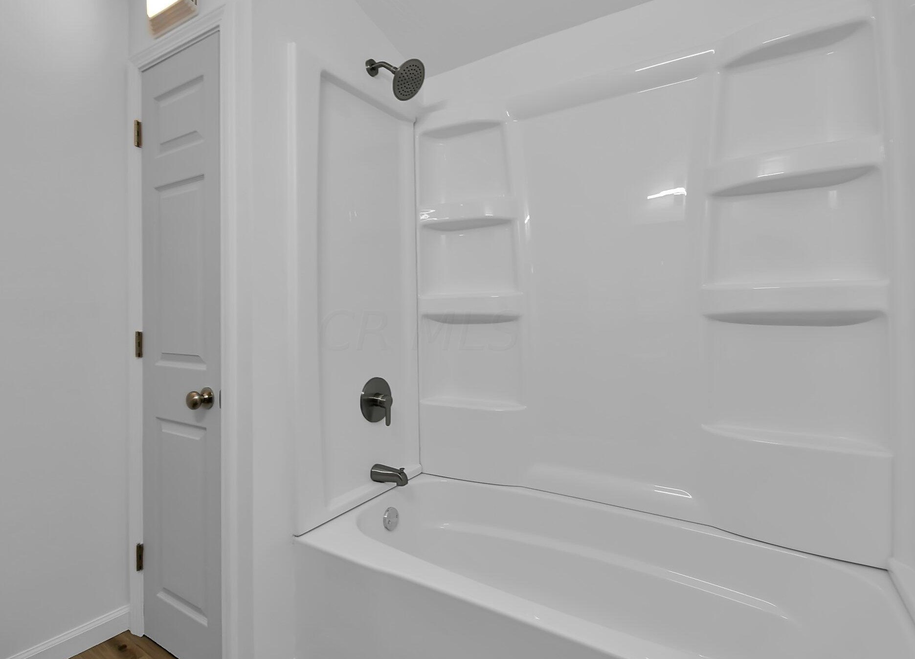 728 Maple St, Lancaster OH 43130-3127 exterior