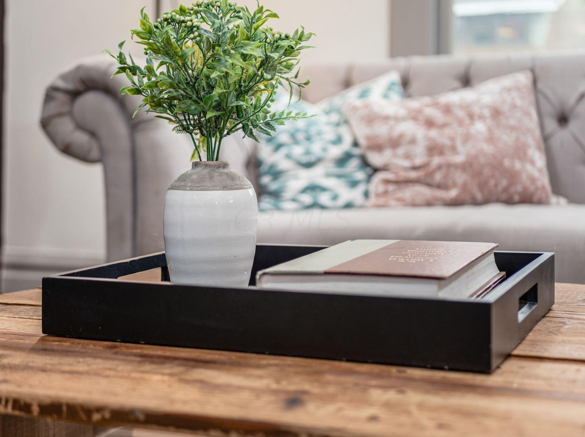 825 Champion Ave, Columbus OH  43206-1509 exterior