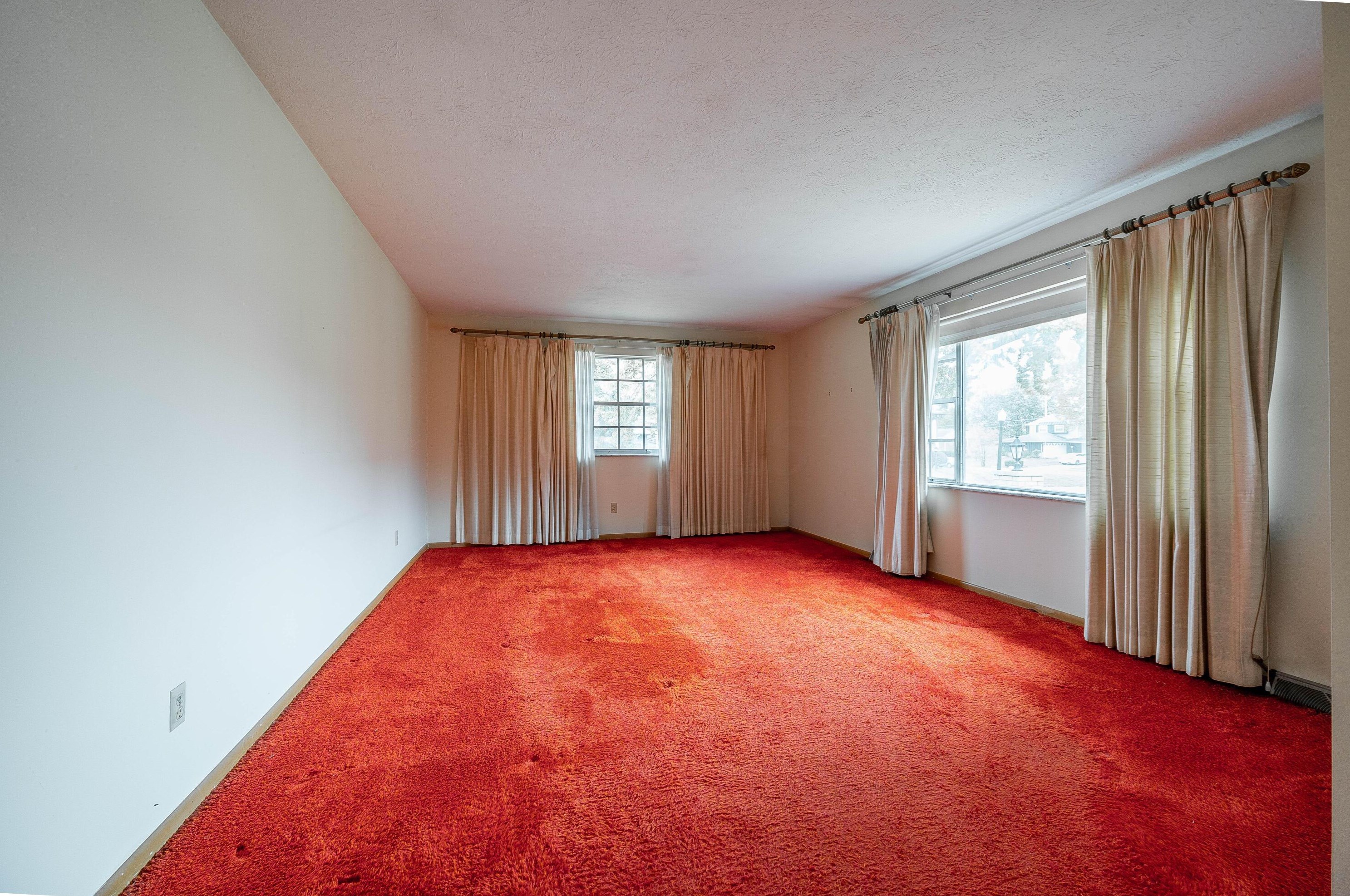 1815 Kenwick Rd, Columbus OH 43209-2573 exterior