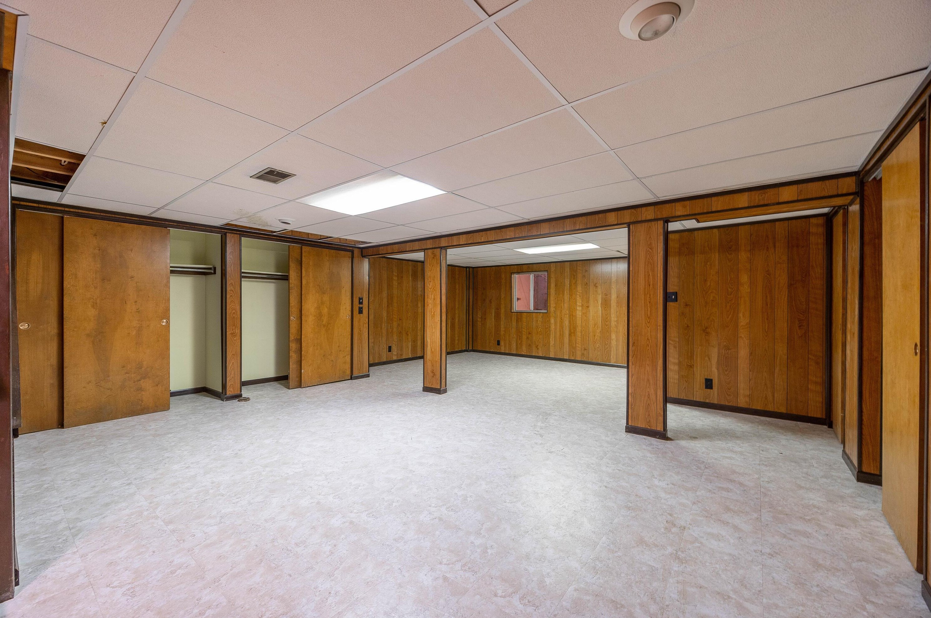 1815 Kenwick Rd, Columbus OH 43209-2573 exterior