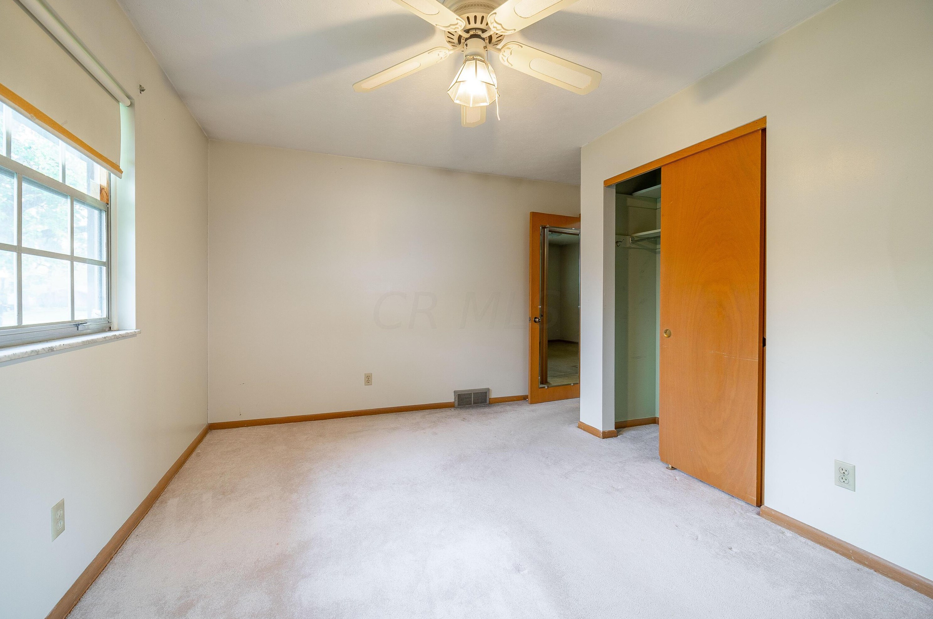 1815 Kenwick Rd, Columbus OH 43209-2573 exterior