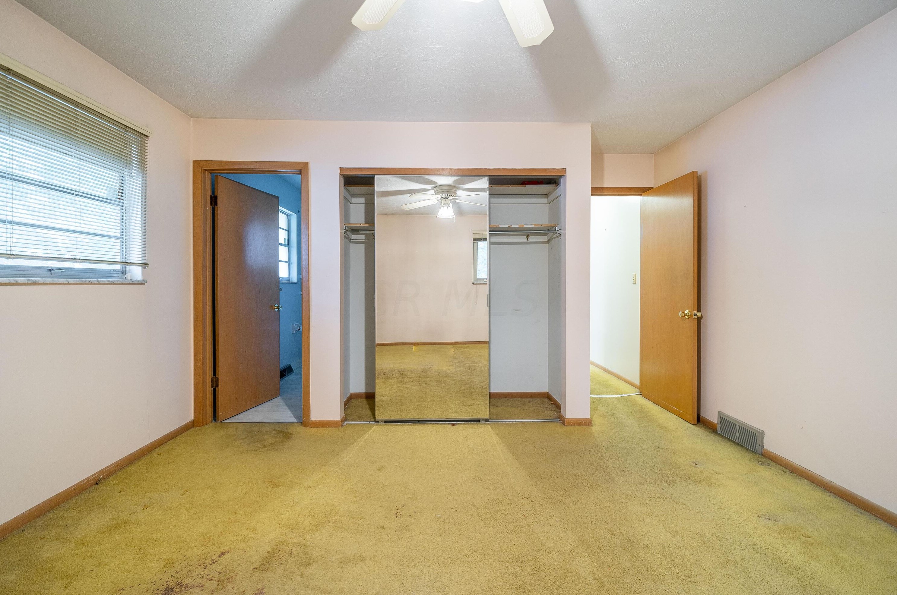 1815 Kenwick Rd, Columbus OH 43209-2573 exterior