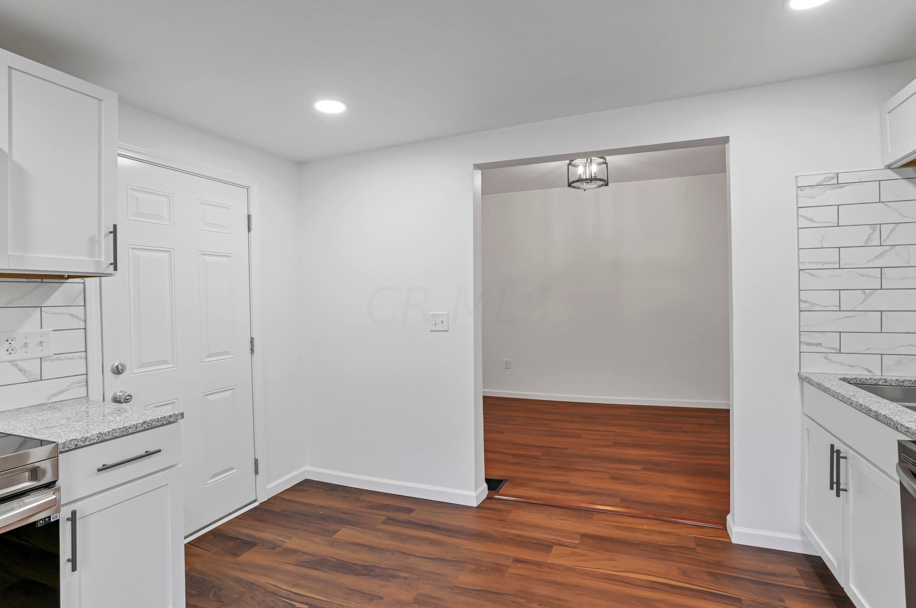 320 Central Ave, Columbus OH  43223-1353 exterior