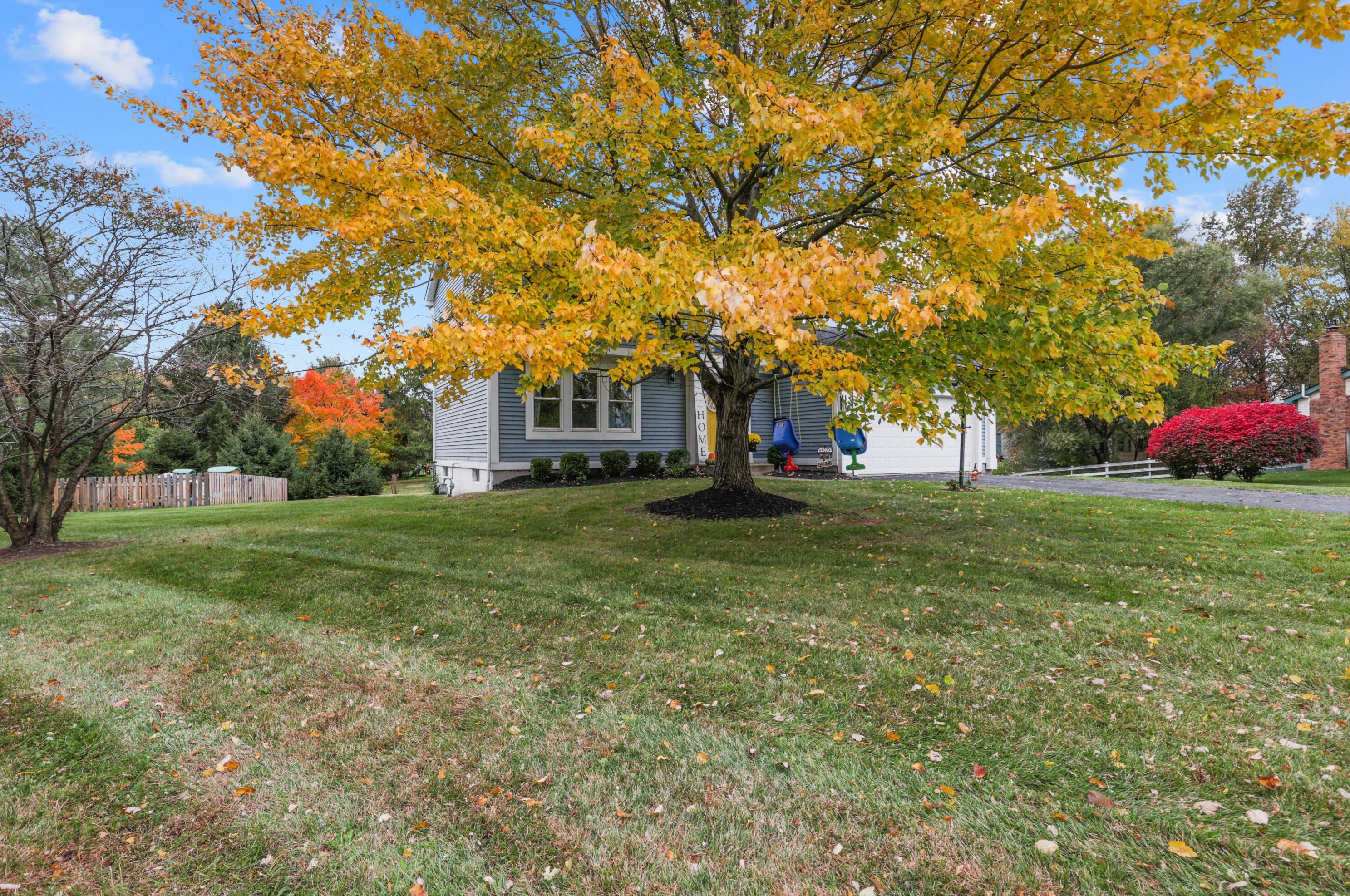 12047 Rocky Springs Ln, Pickerington OH  43147-9187 exterior