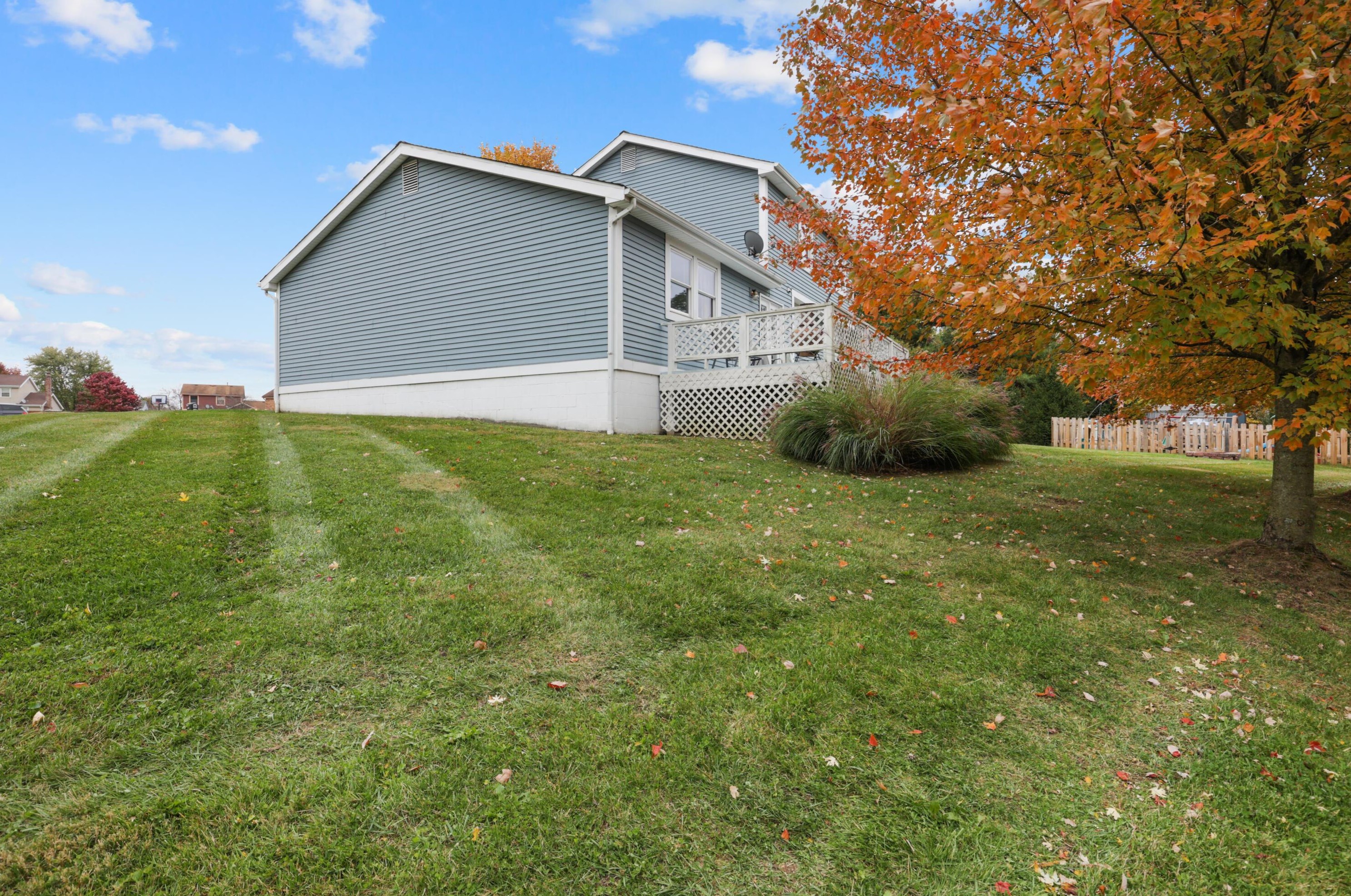 12047 Rocky Springs Ln, Pickerington OH  43147-9186 exterior