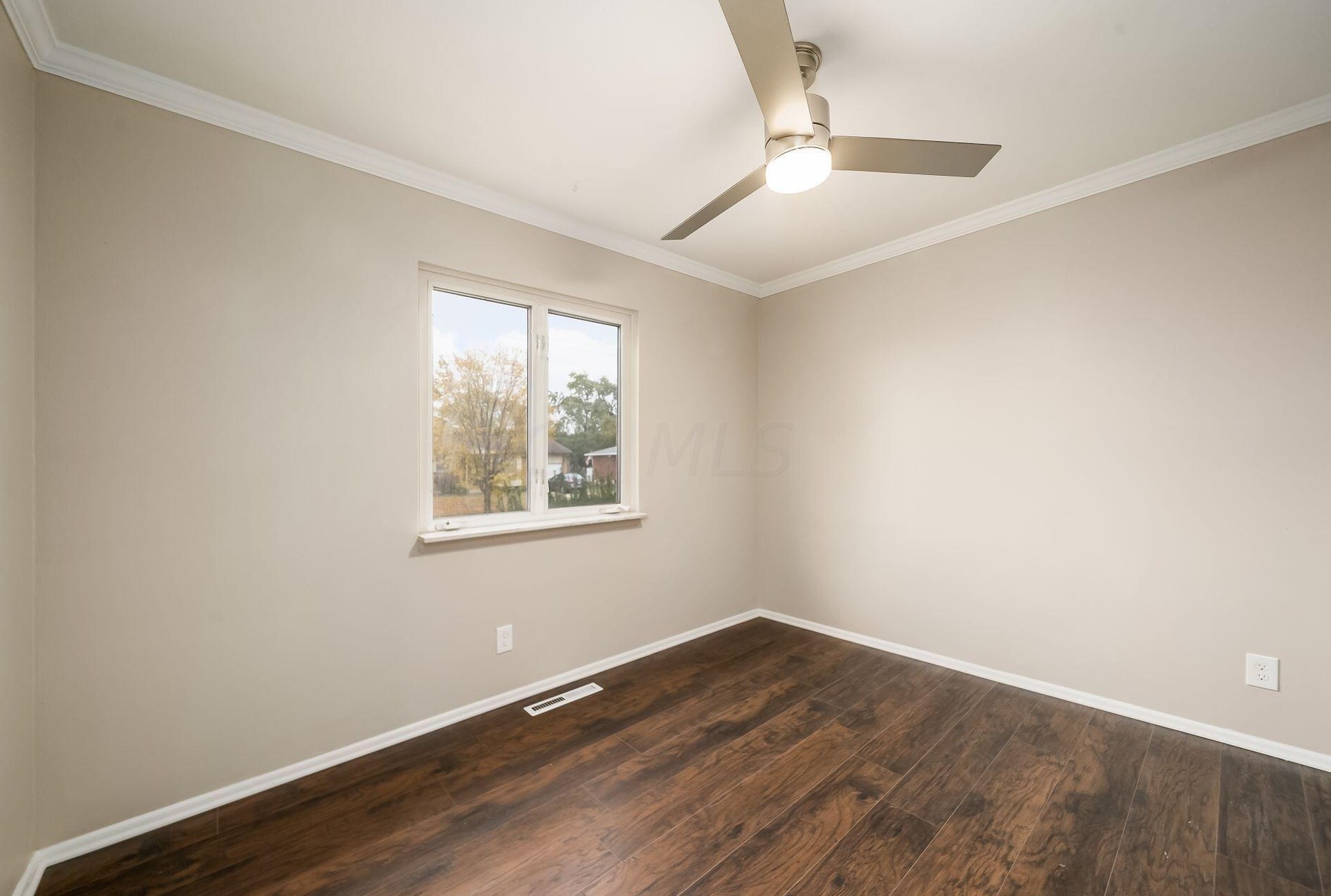 1827 Stetson Rd, Columbus OH 43232-2836 exterior