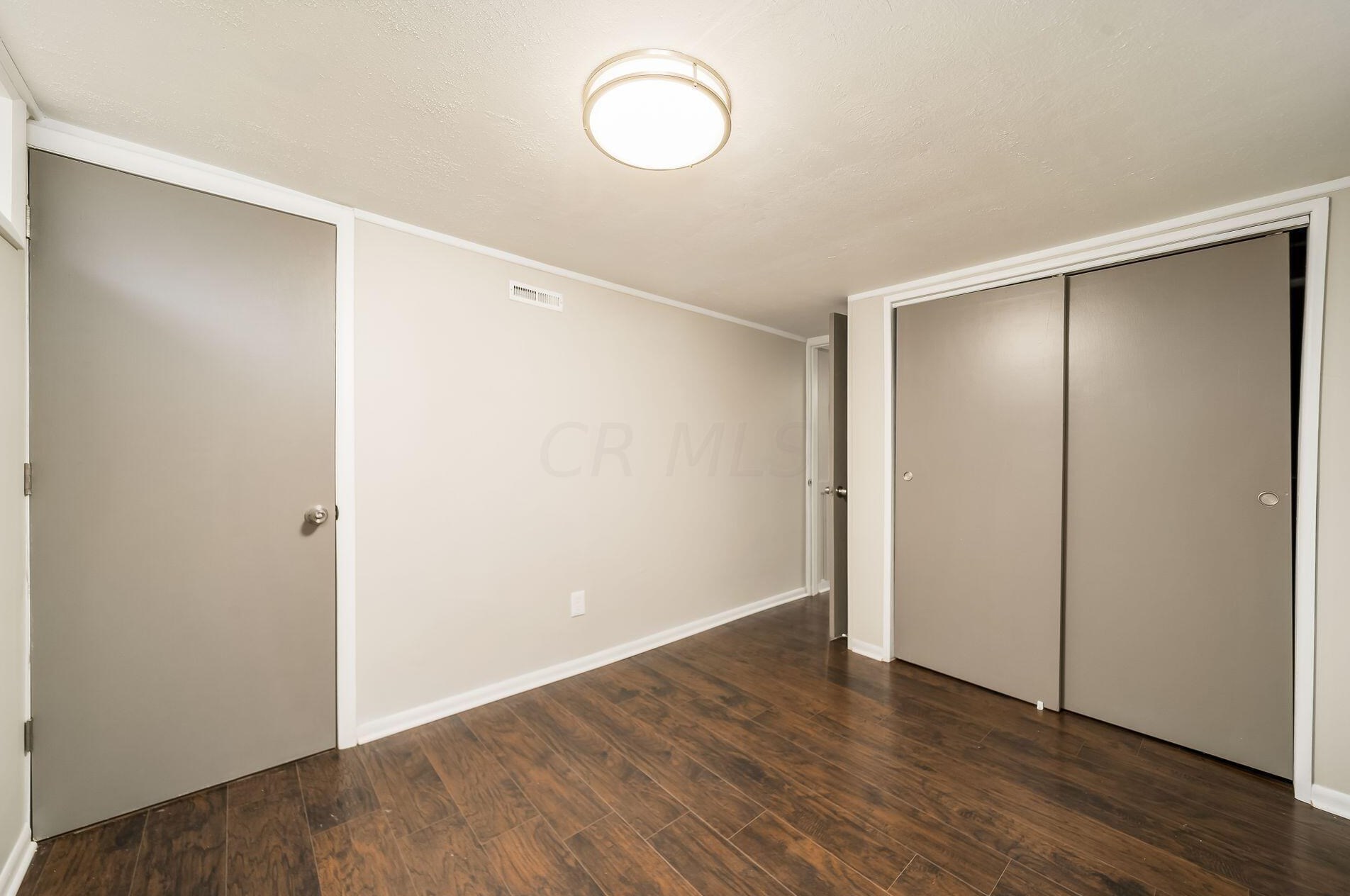 1827 Stetson Rd, Columbus OH 43232-2836 exterior