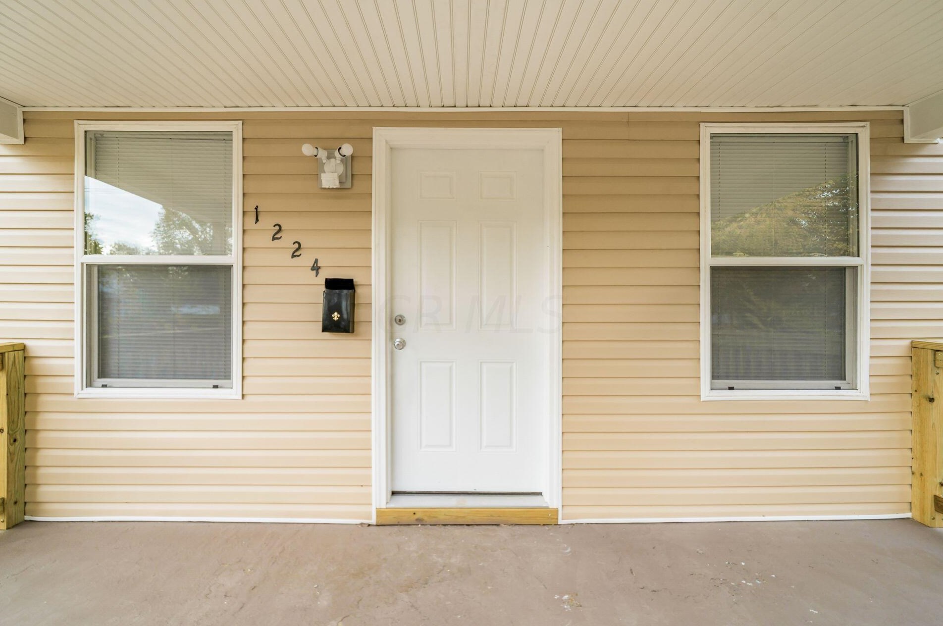 1224 16 Ave, Columbus OH 43211-2808 exterior