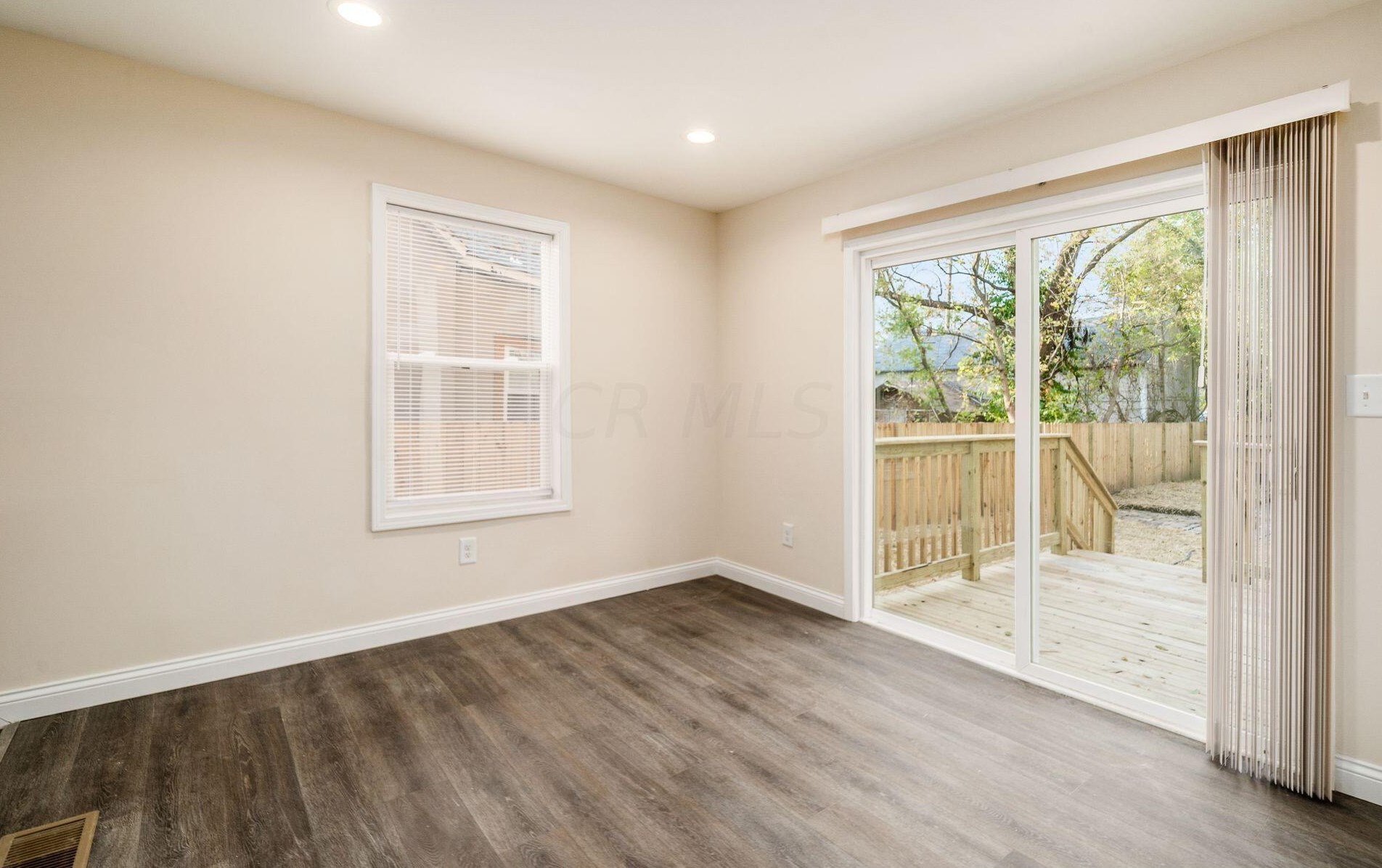 1224 16 Ave, Columbus OH 43211-2808 exterior