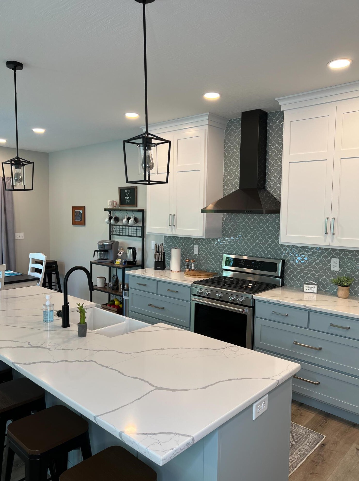 754 Winesap Cir, Howard OH  43028-8030 exterior