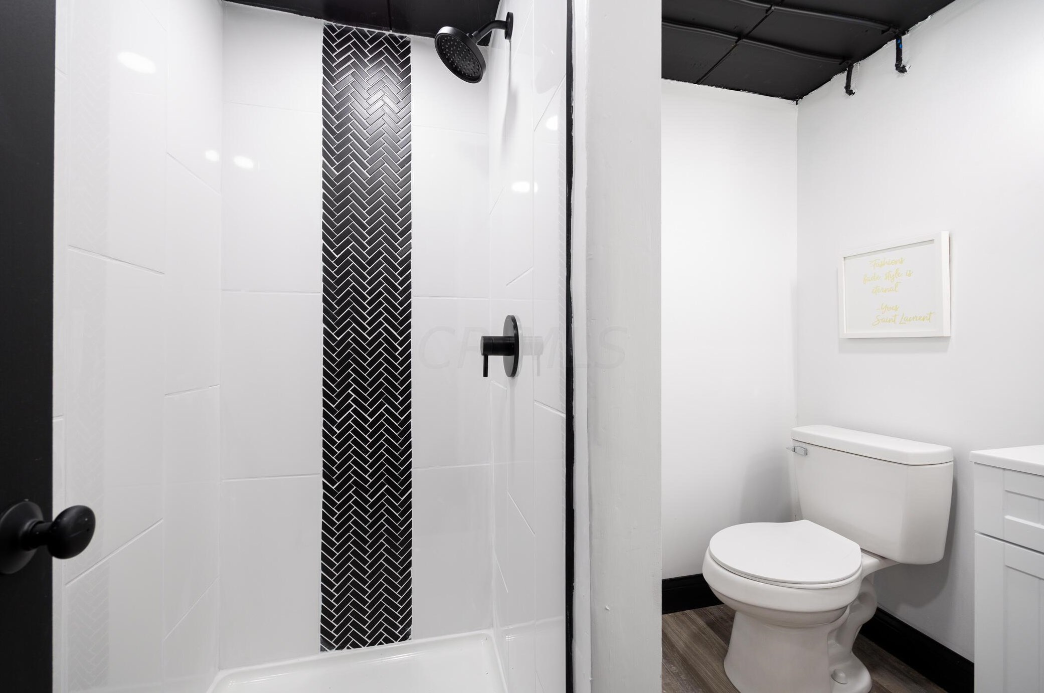 924 James Rd, Columbus OH  43227-1070 exterior