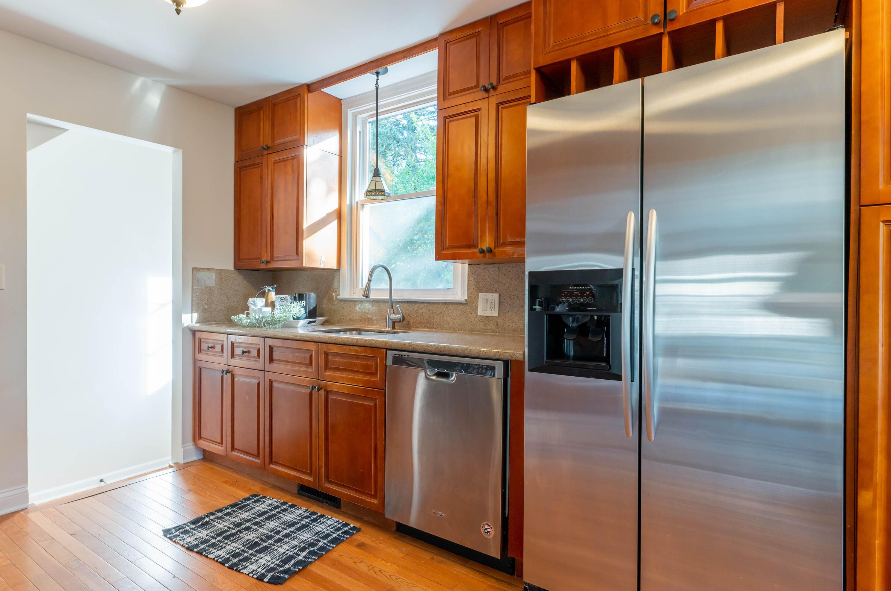 330 Cyn Dr, Columbus OH 43214-3136 exterior