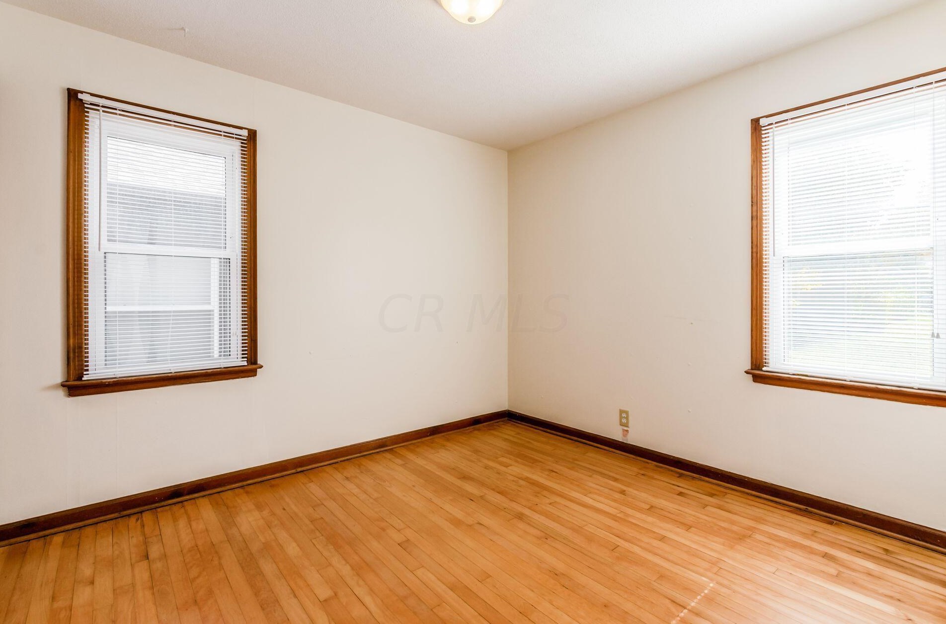 265 Chase Rd, Columbus OH 43214-1104 exterior