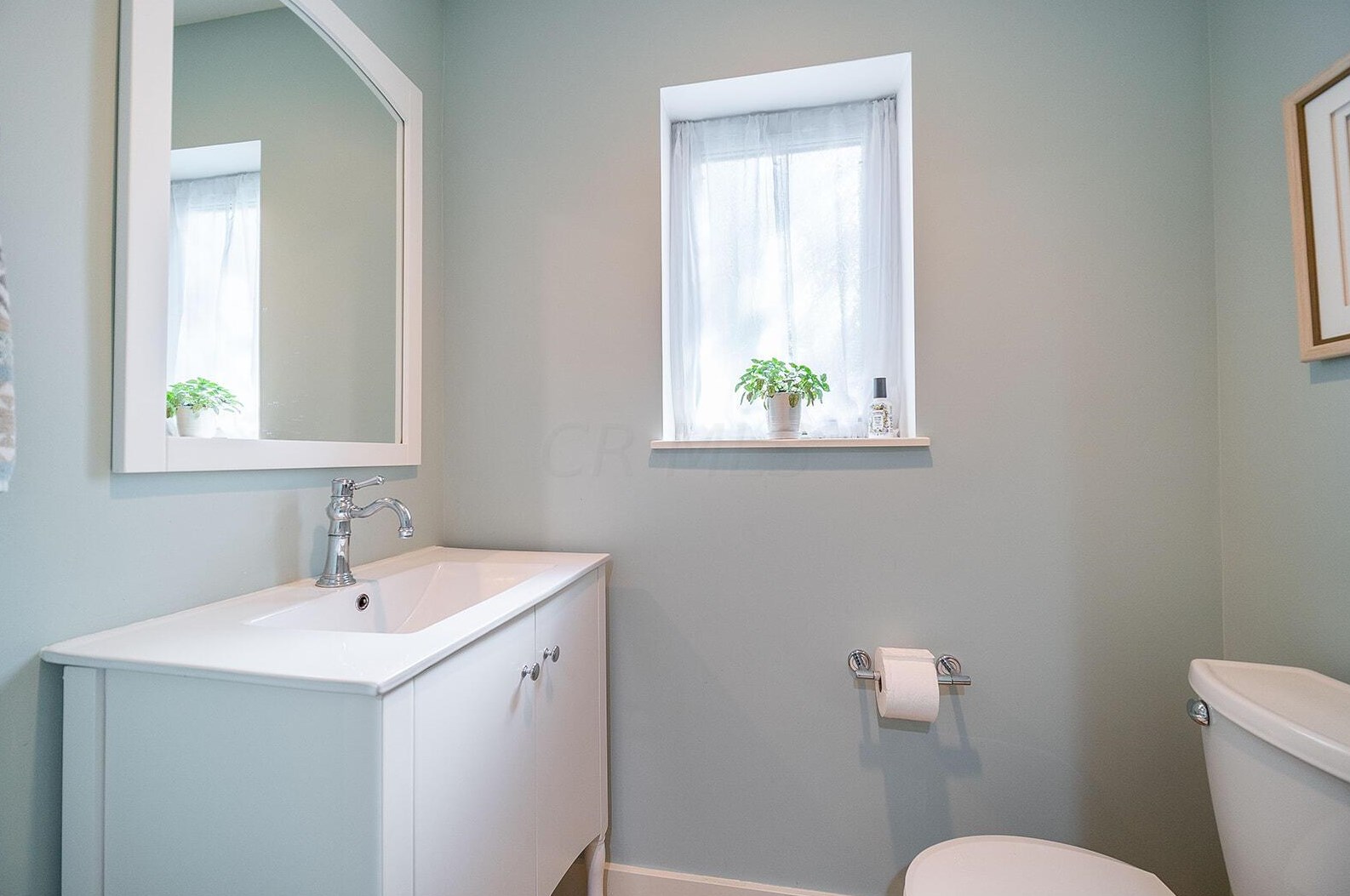 1801 Wyandotte Rd, Columbus OH 43212-1033 exterior