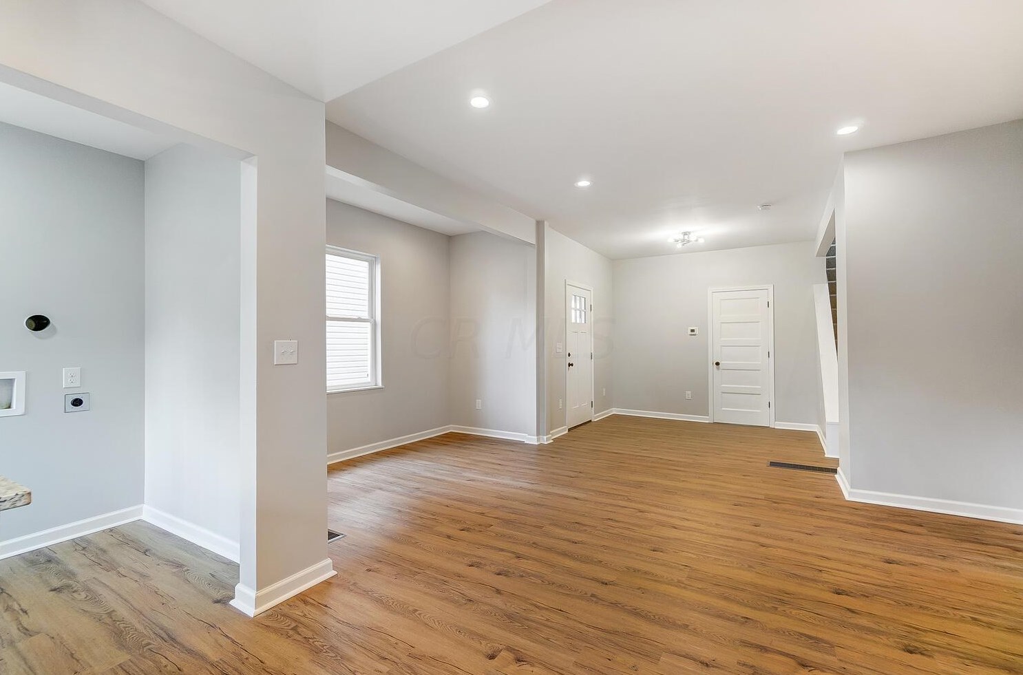 636 Stanley Ave, Columbus OH 43206-2418 exterior