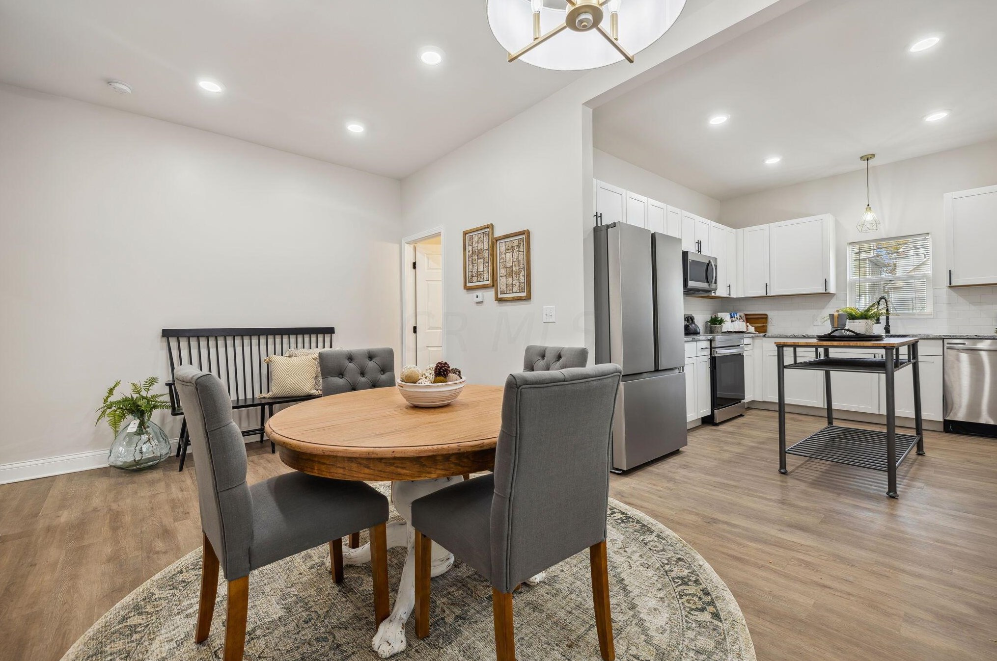 464 Reynolds Ave, Columbus OH 43201-3767 exterior