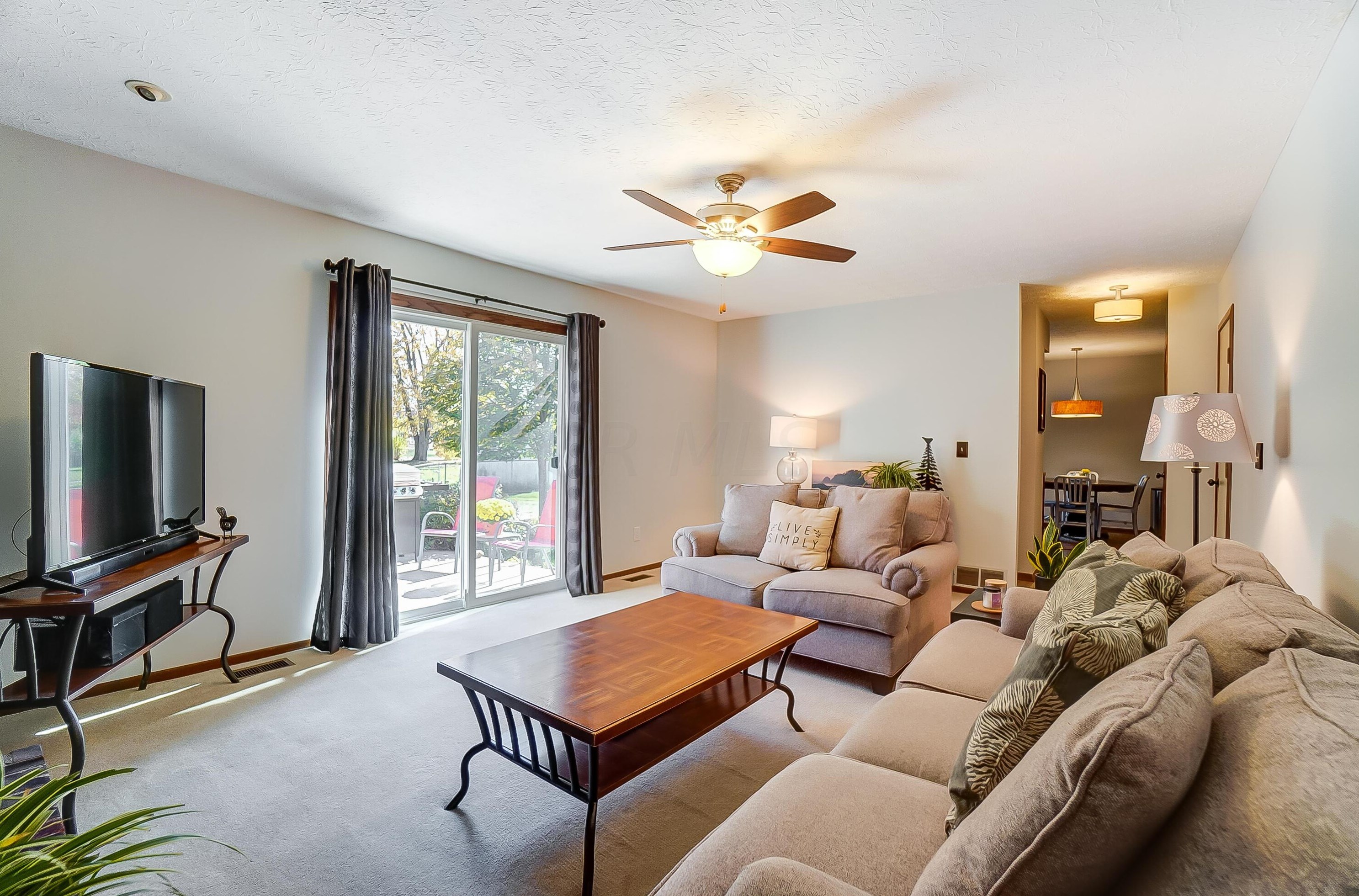 5152 Merry Oak Ct, Columbus OH 43230-1098 exterior