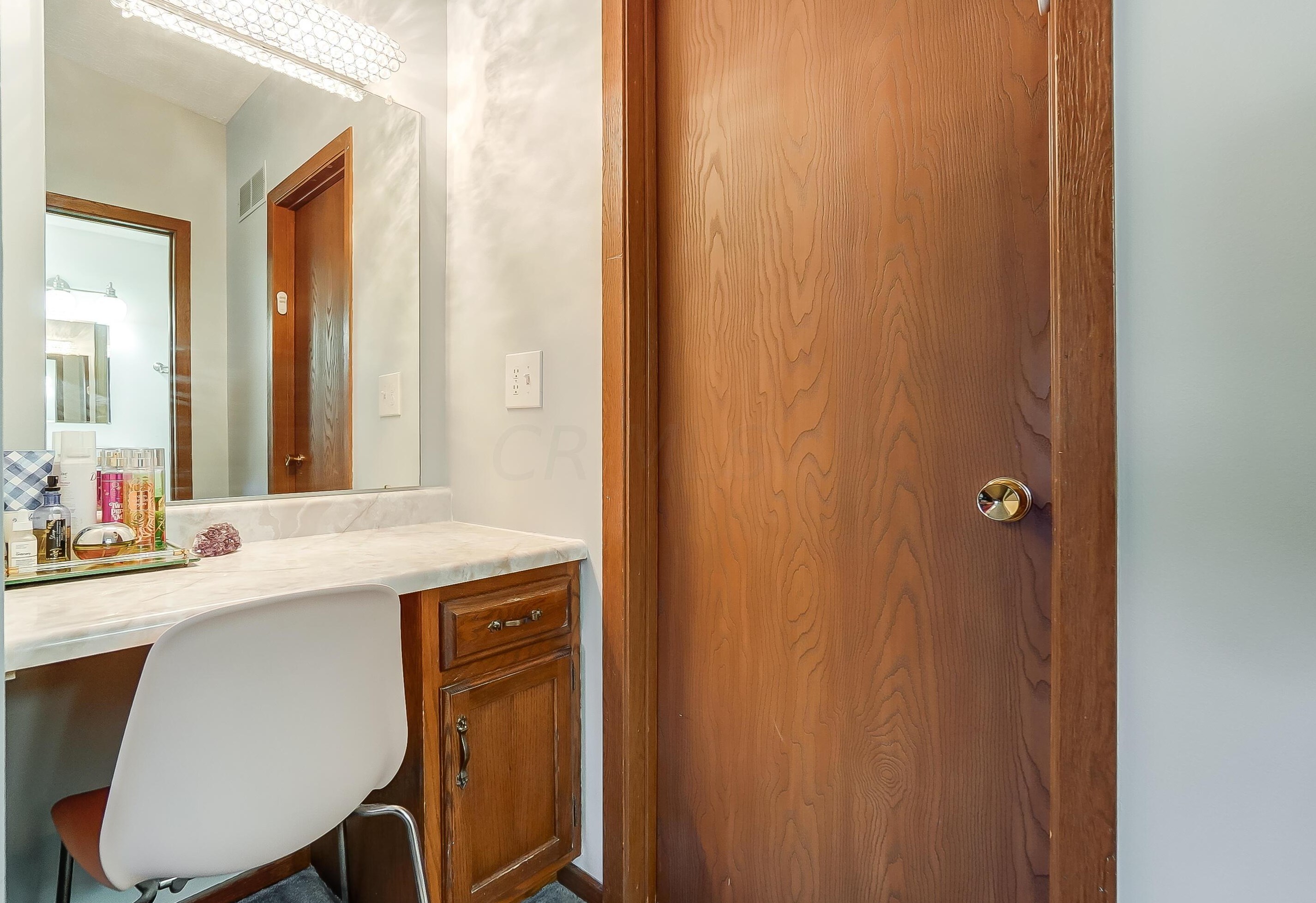 5152 Merry Oak Ct, Columbus OH 43230-1098 exterior