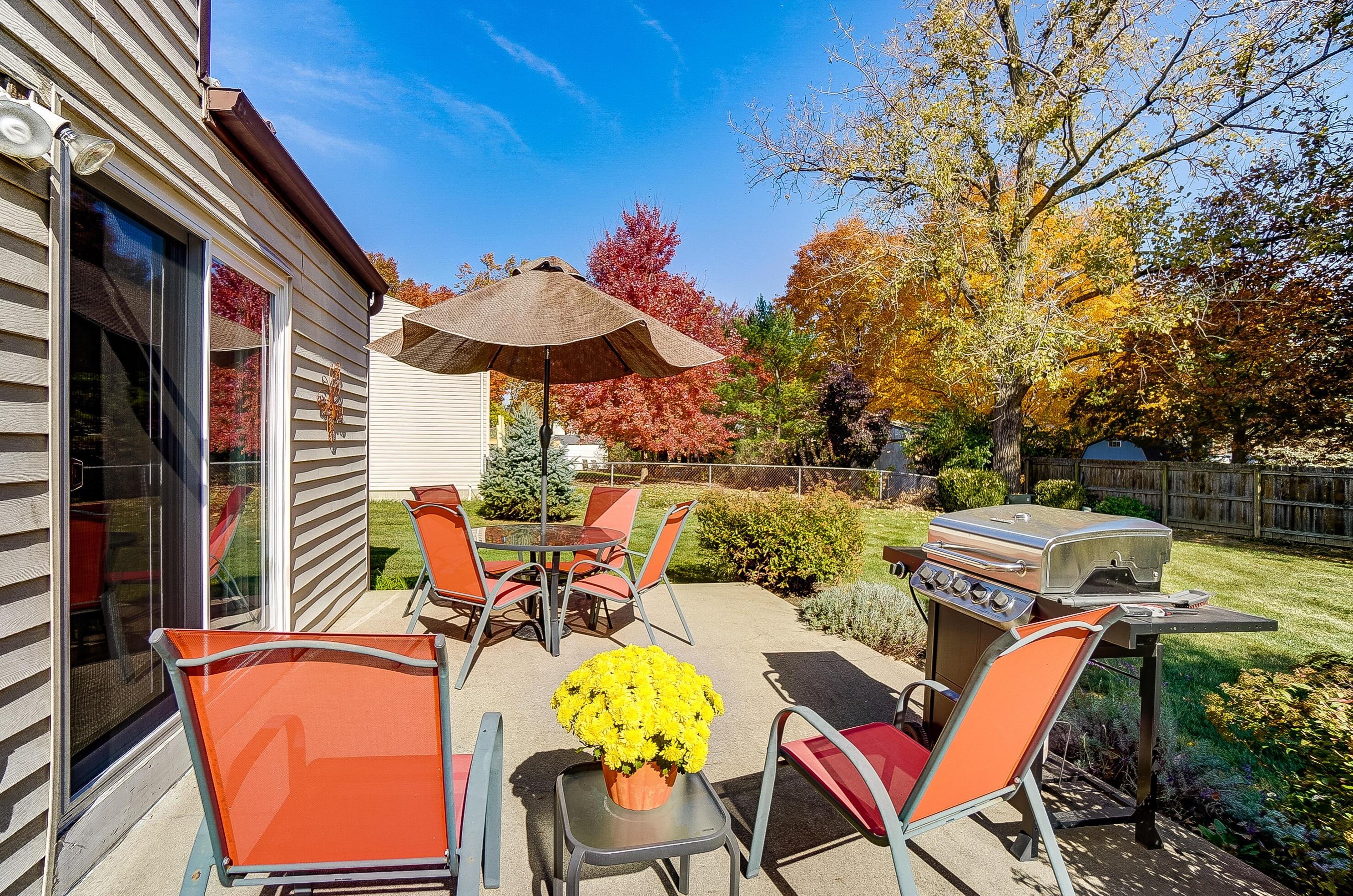 5152 Merry Oak Ct, Columbus OH 43230-1098 exterior