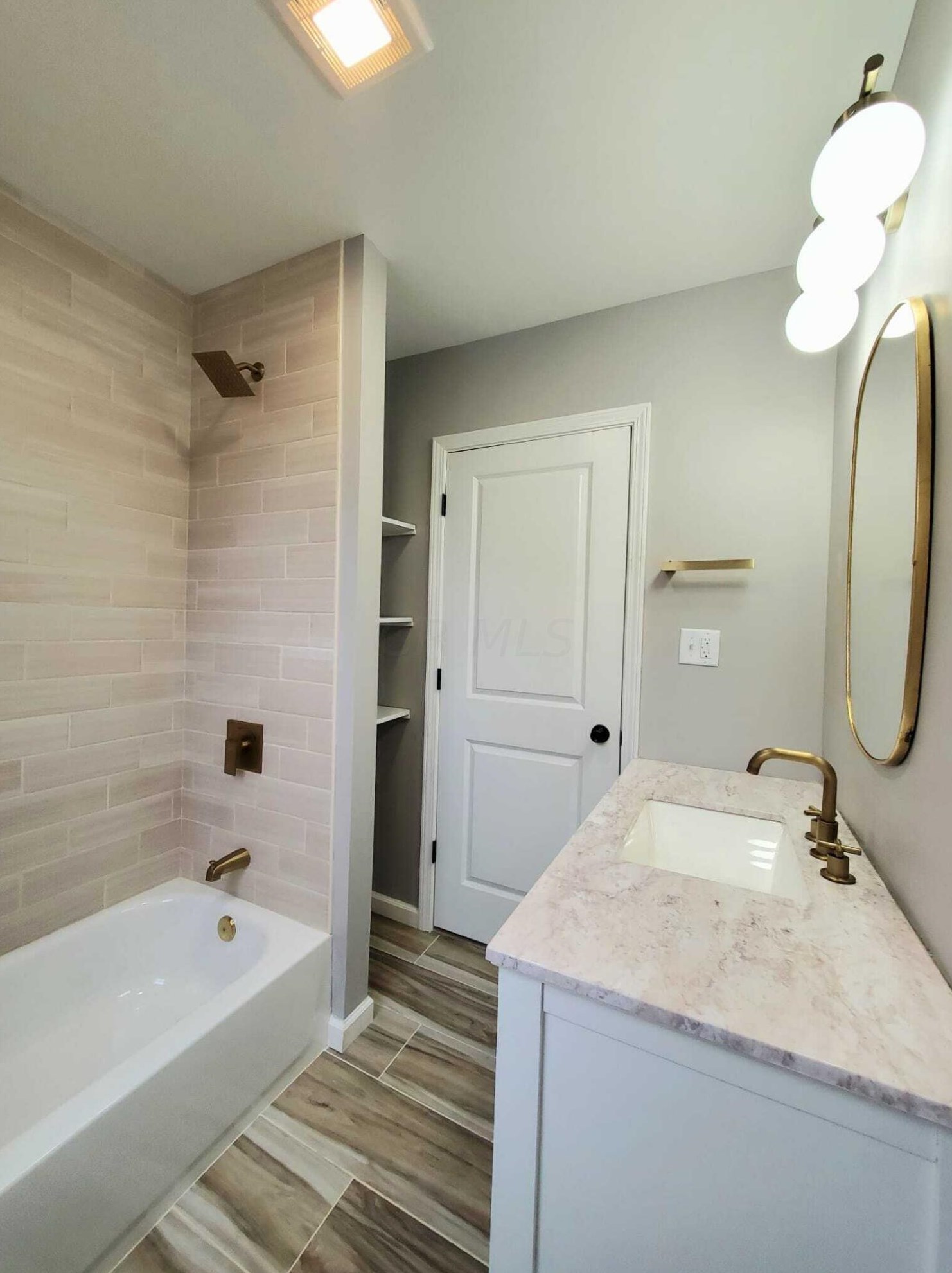 2765 Joyce Ave, Columbus OH  43211-3717 exterior