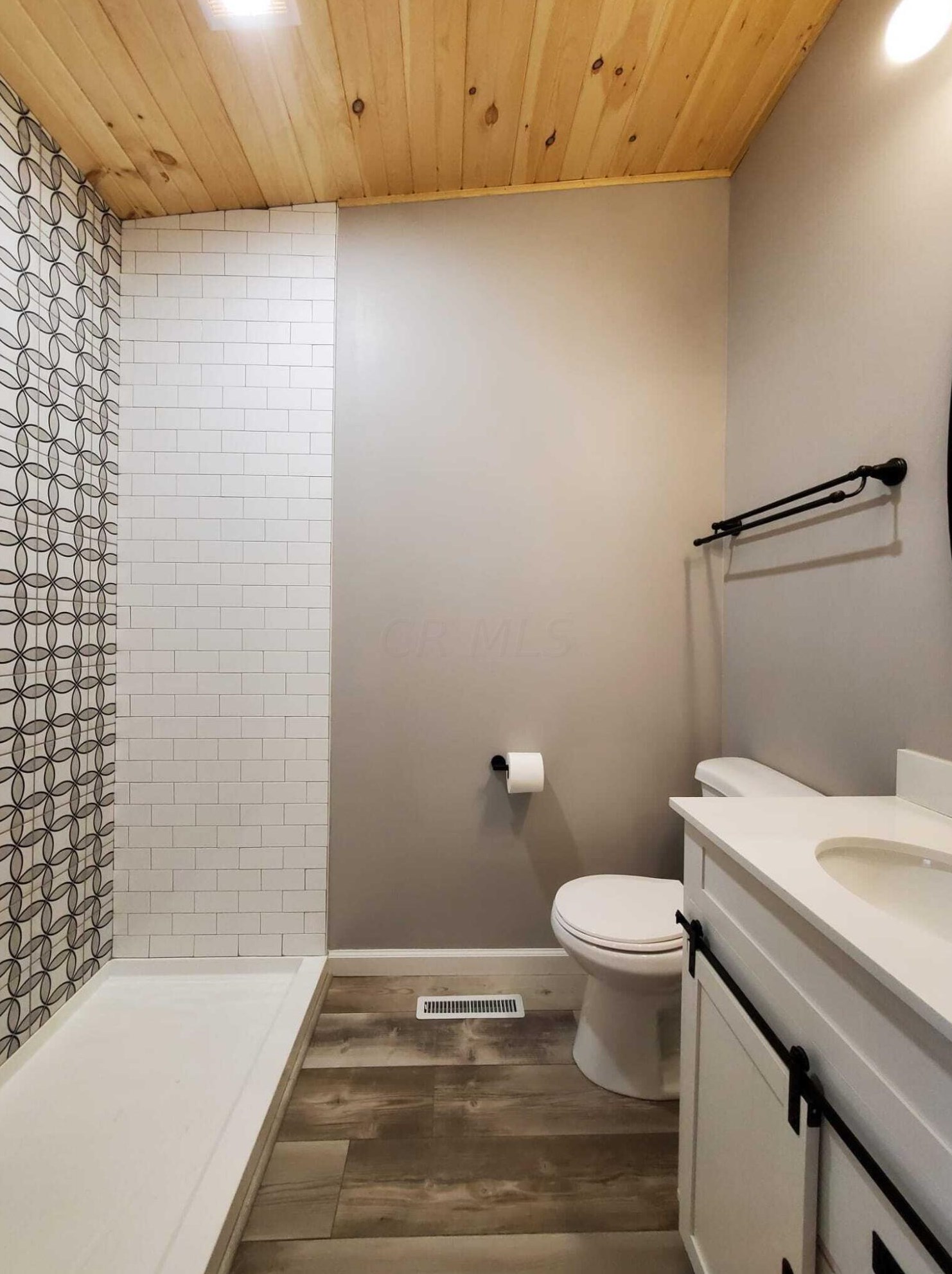 2765 Joyce Ave, Columbus OH  43211-3717 exterior