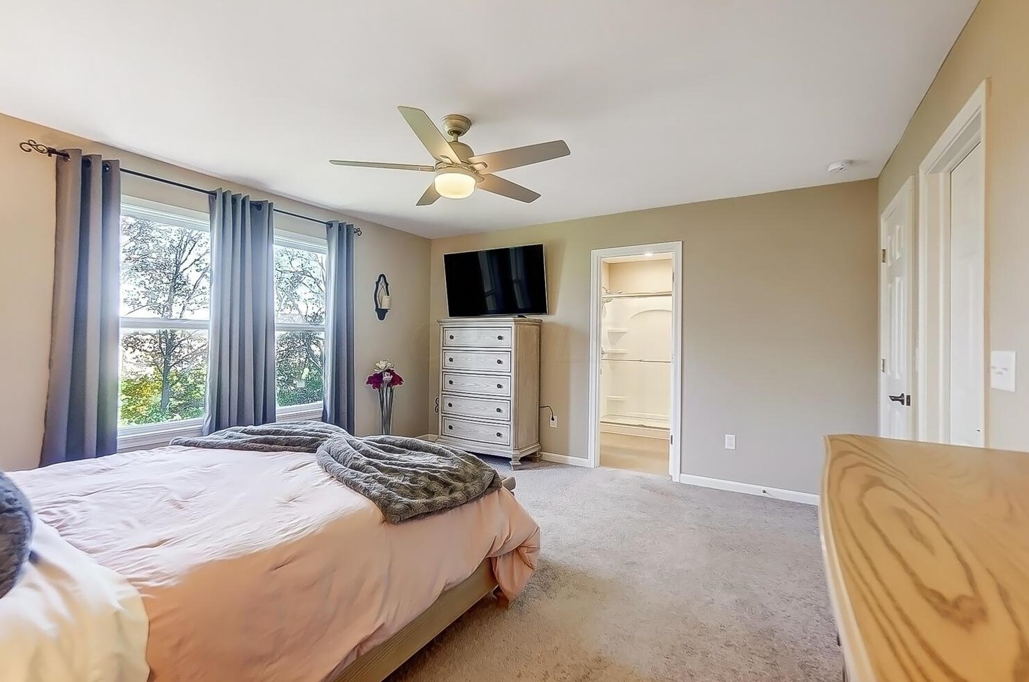 3712 Winding Path Dr, Cnl Wnchstr OH  43110 exterior