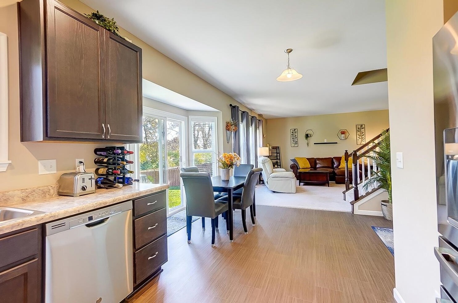 3712 Winding Path Dr, Cnl Wnchstr OH  43110 exterior