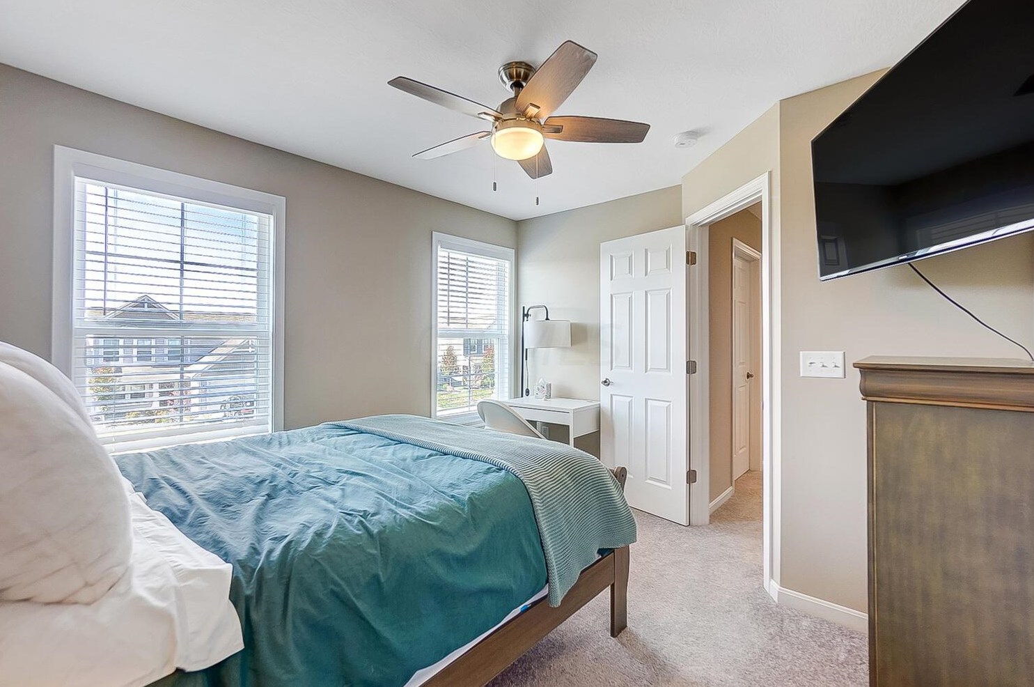 3712 Winding Path Dr, Cnl Wnchstr OH  43110 exterior