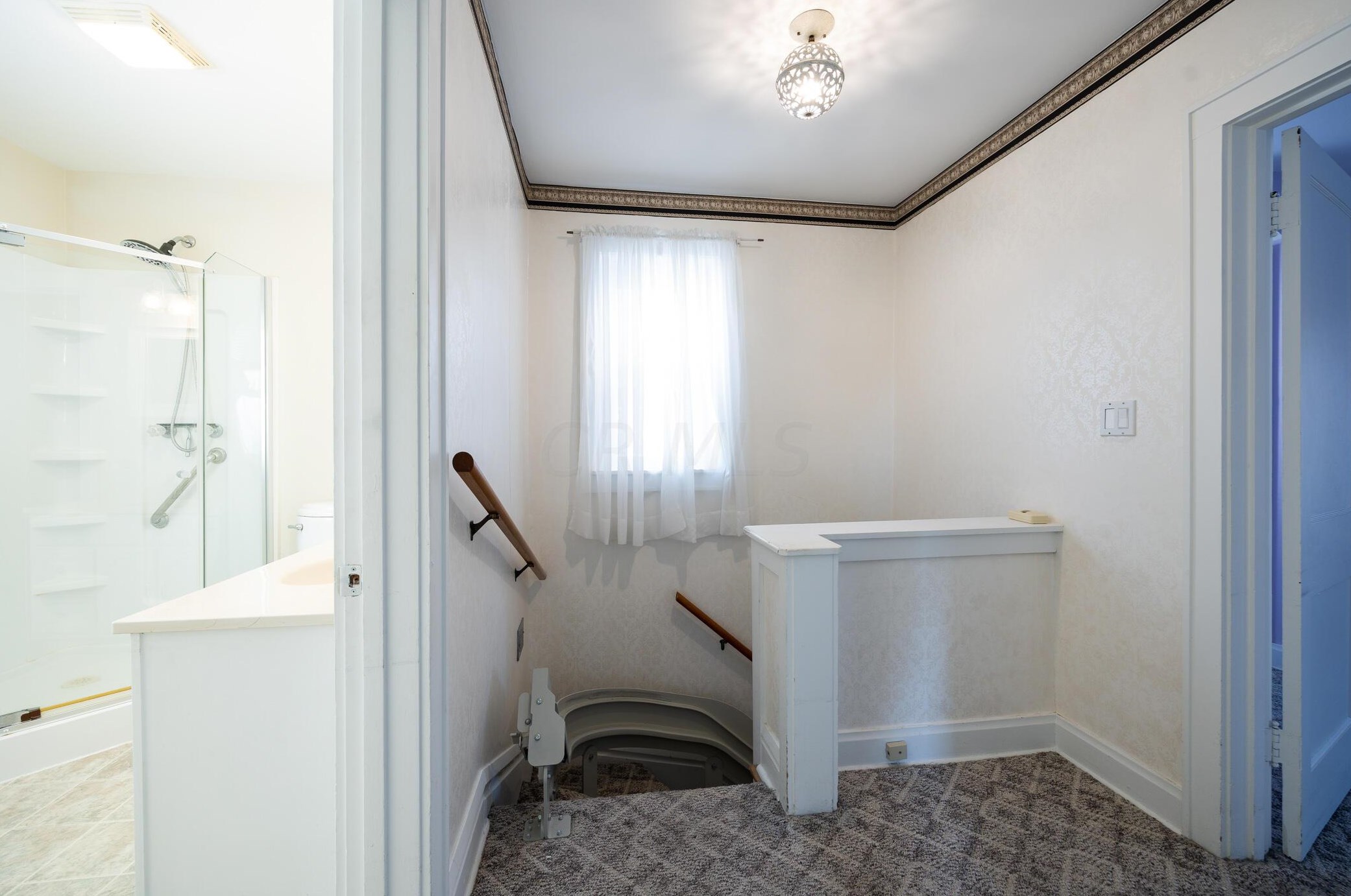 813 Gladden Rd, Columbus OH 43212-3812 exterior