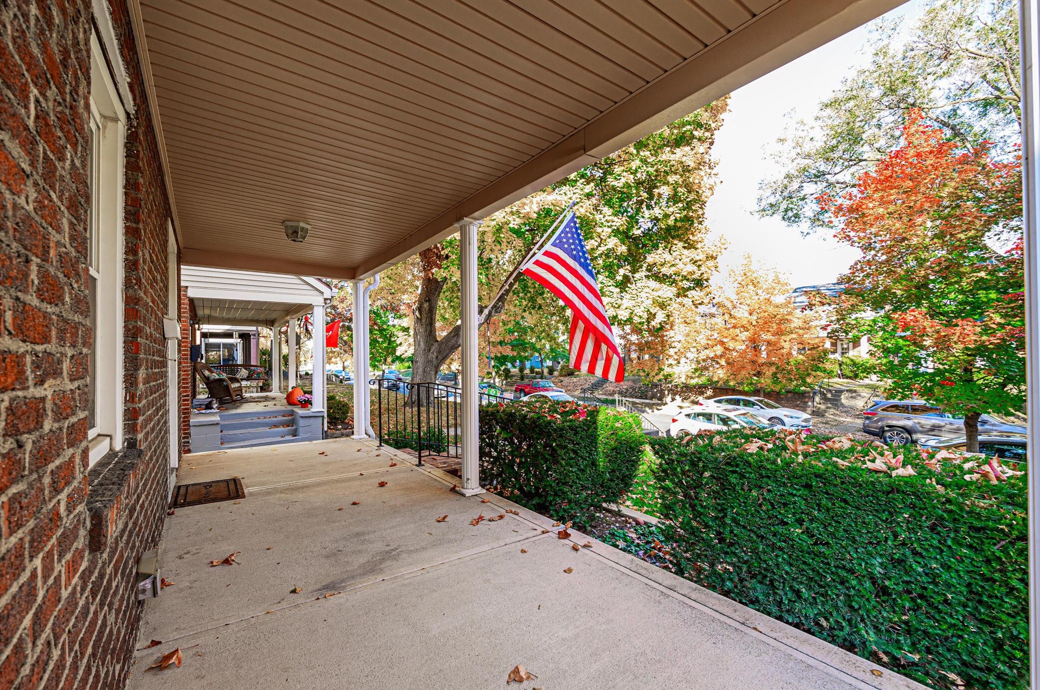 813 Gladden Rd, Columbus OH 43212-3812 exterior