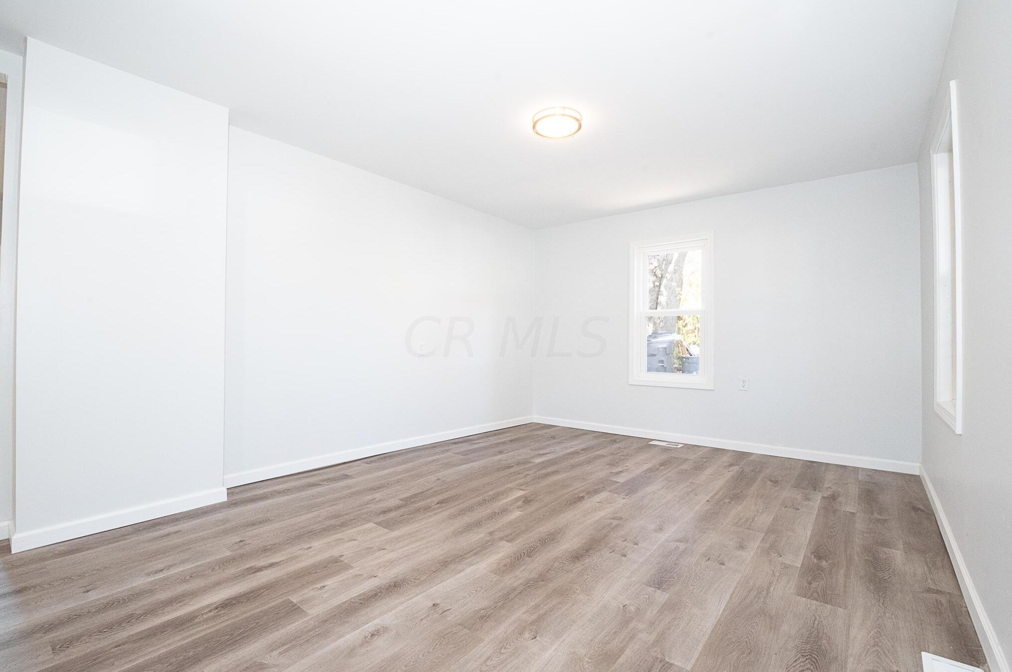 1909 Case Rd, Columbus OH  43235-7524 exterior