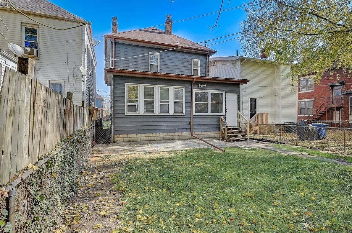 53 Richardson Ave, Columbus OH  43204-3240 exterior