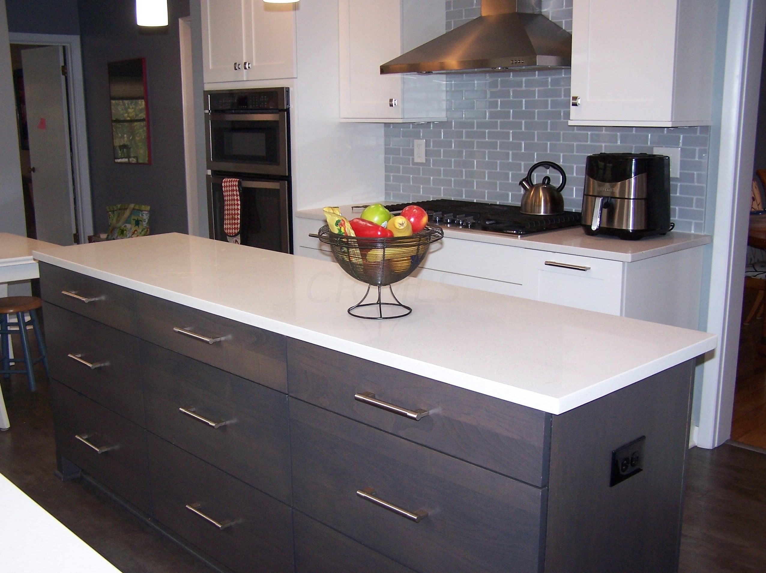 254 Merkle Rd, Columbus OH 43209-1554 exterior