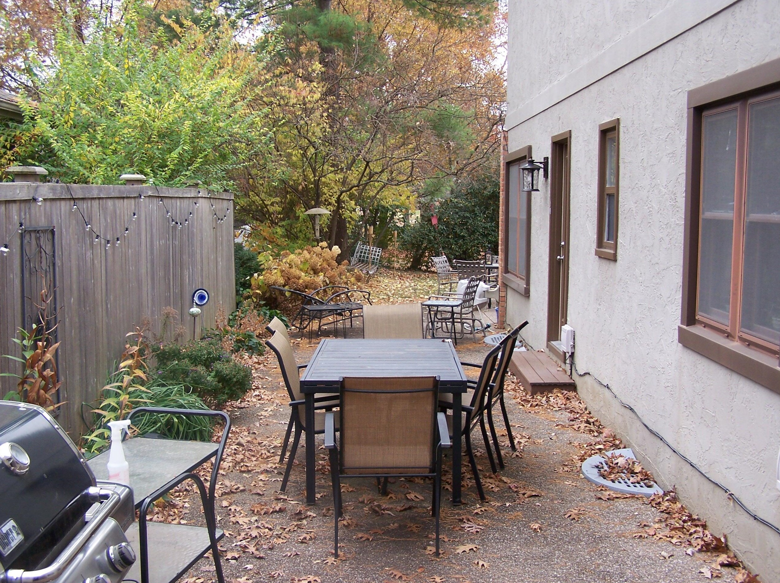 254 Merkle Rd, Columbus OH 43209-1554 exterior