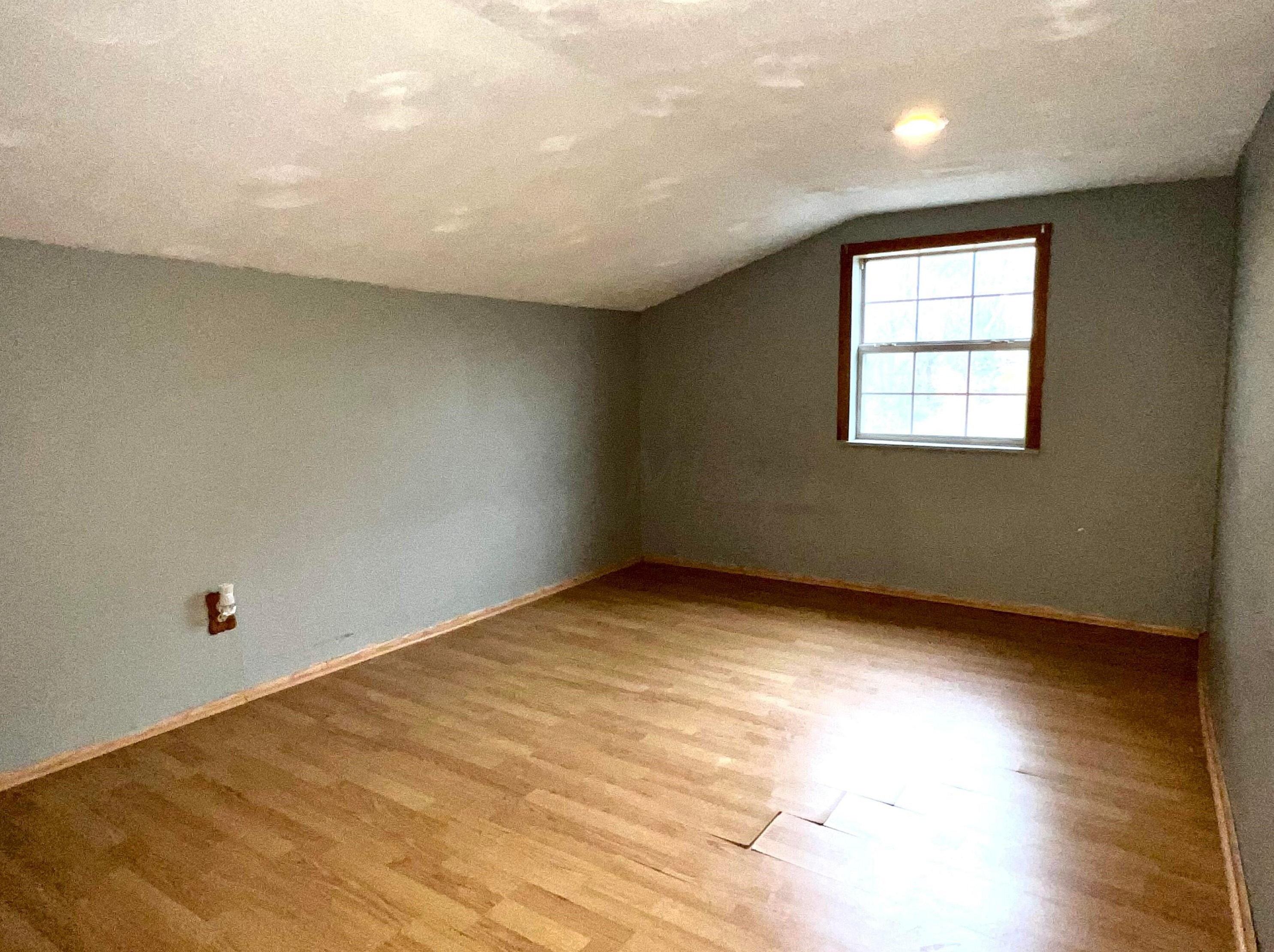 590 Koebel Ave, Columbus OH 43207-3153 exterior