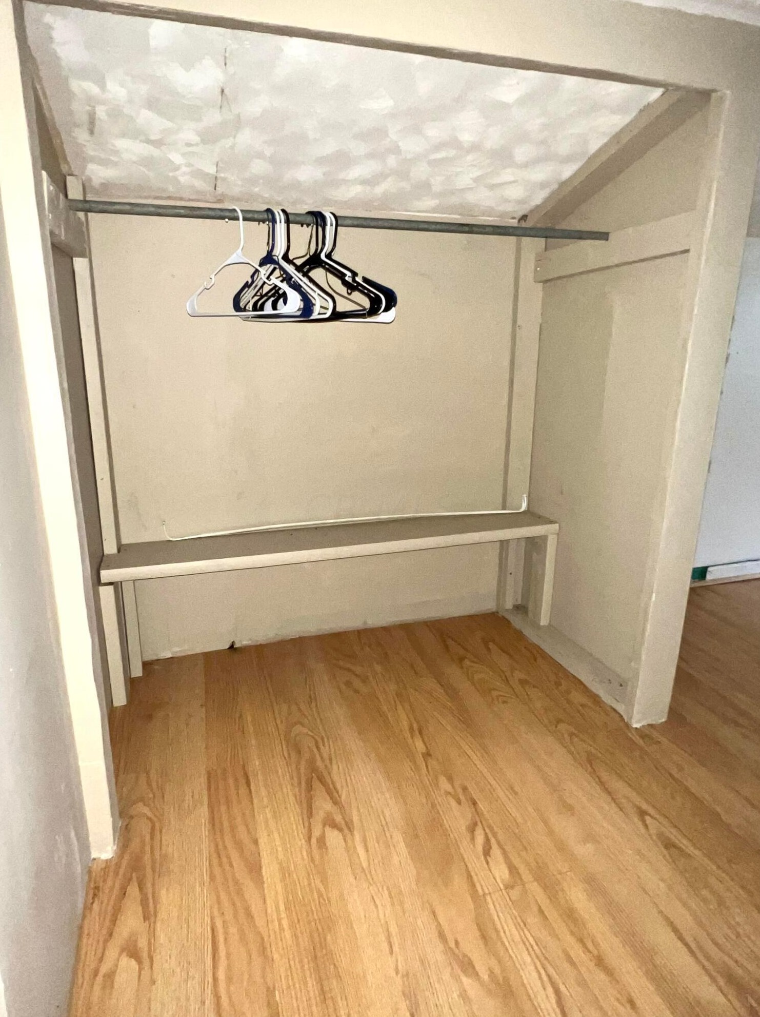 590 Koebel Ave, Columbus OH 43207-3153 exterior