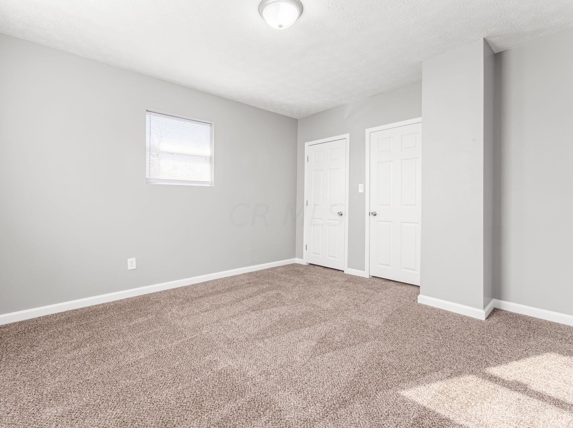 2318 Ridgeway Ave, Columbus OH  43219-2665 exterior