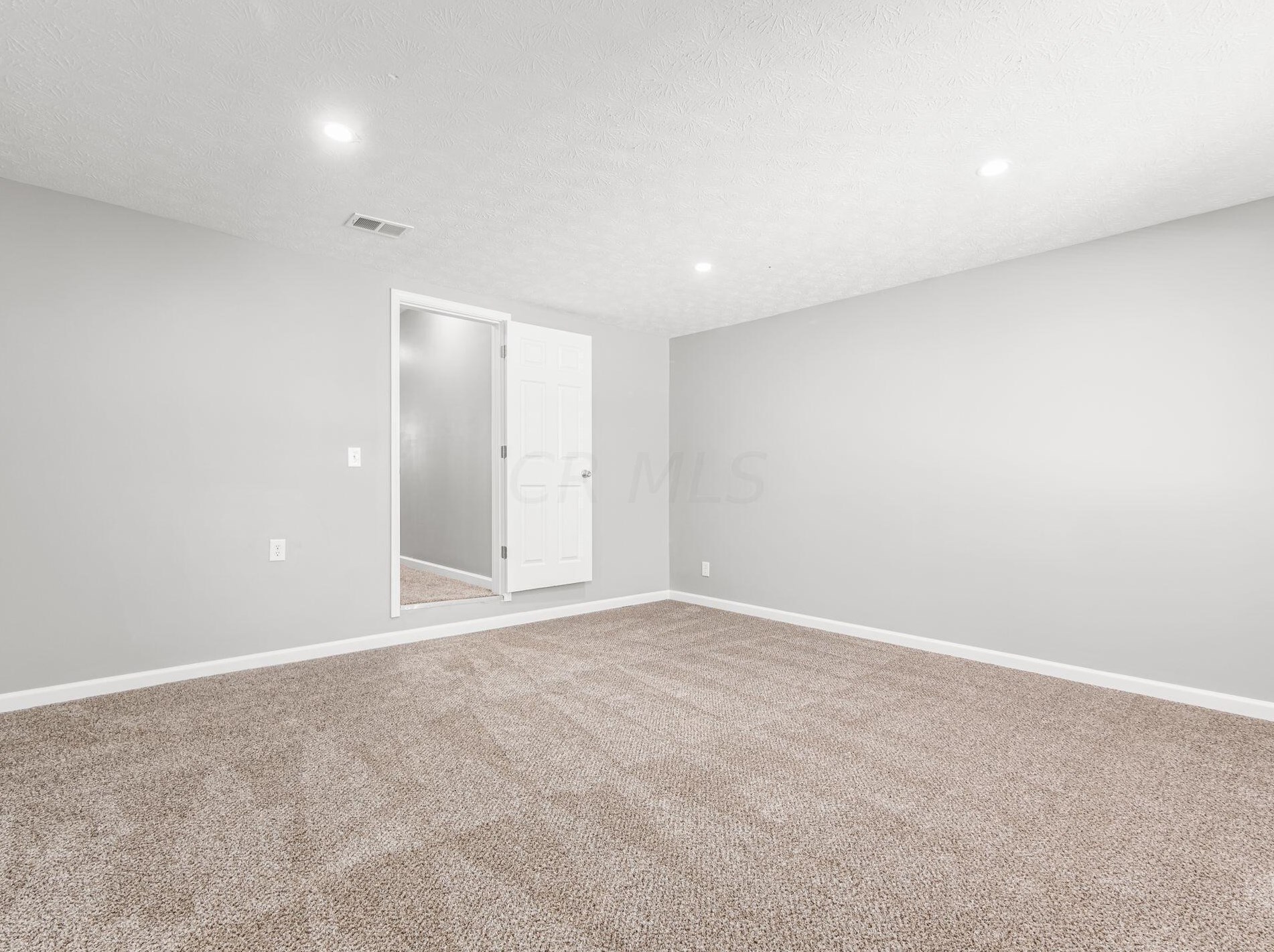 2318 Ridgeway Ave, Columbus OH  43219-2665 exterior