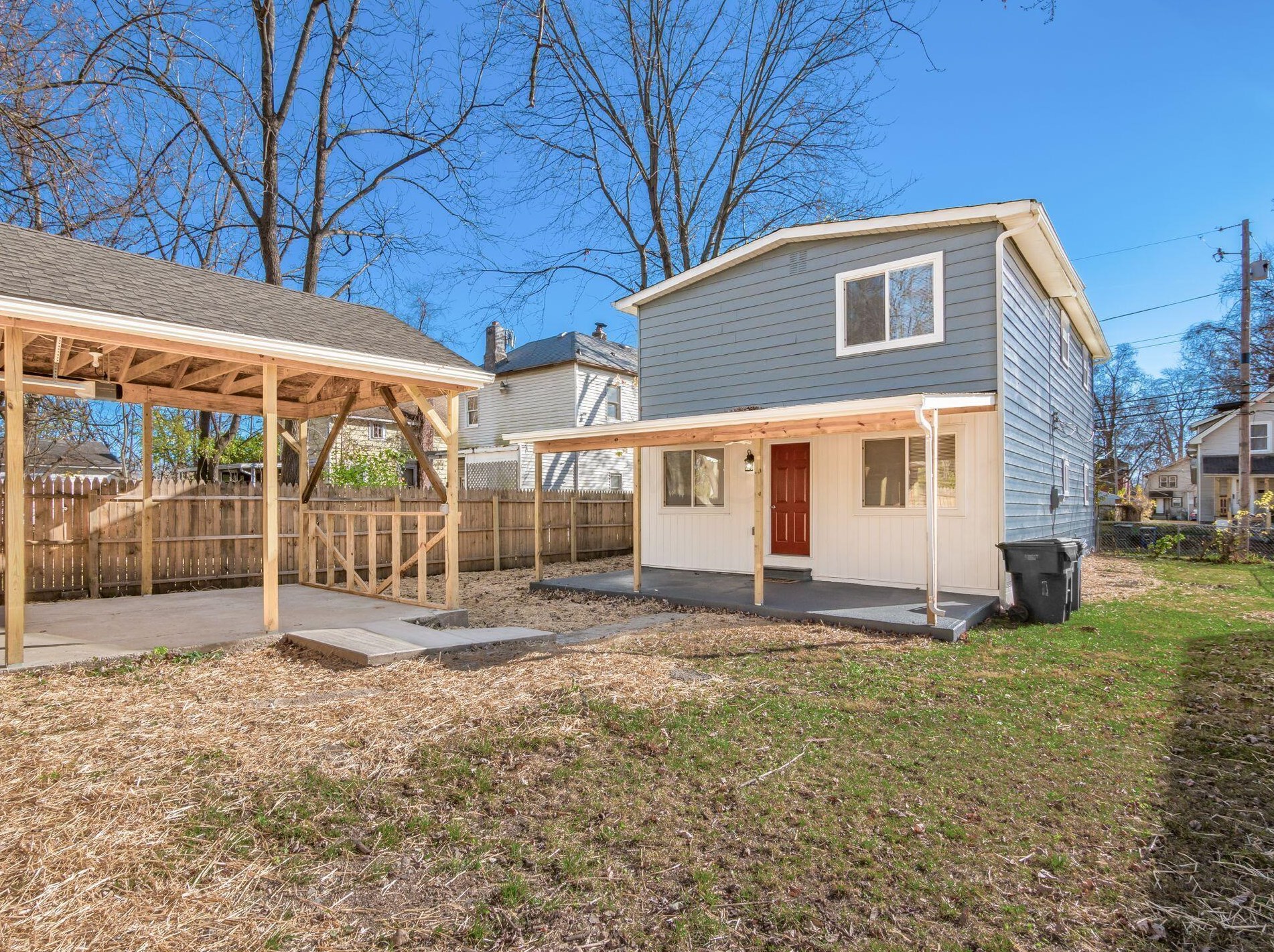 2318 Ridgeway Ave, Columbus OH  43219-2665 exterior