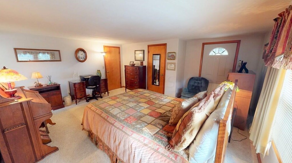 51 Deerfield Rd, North Woodbury OH  44813-9299 exterior