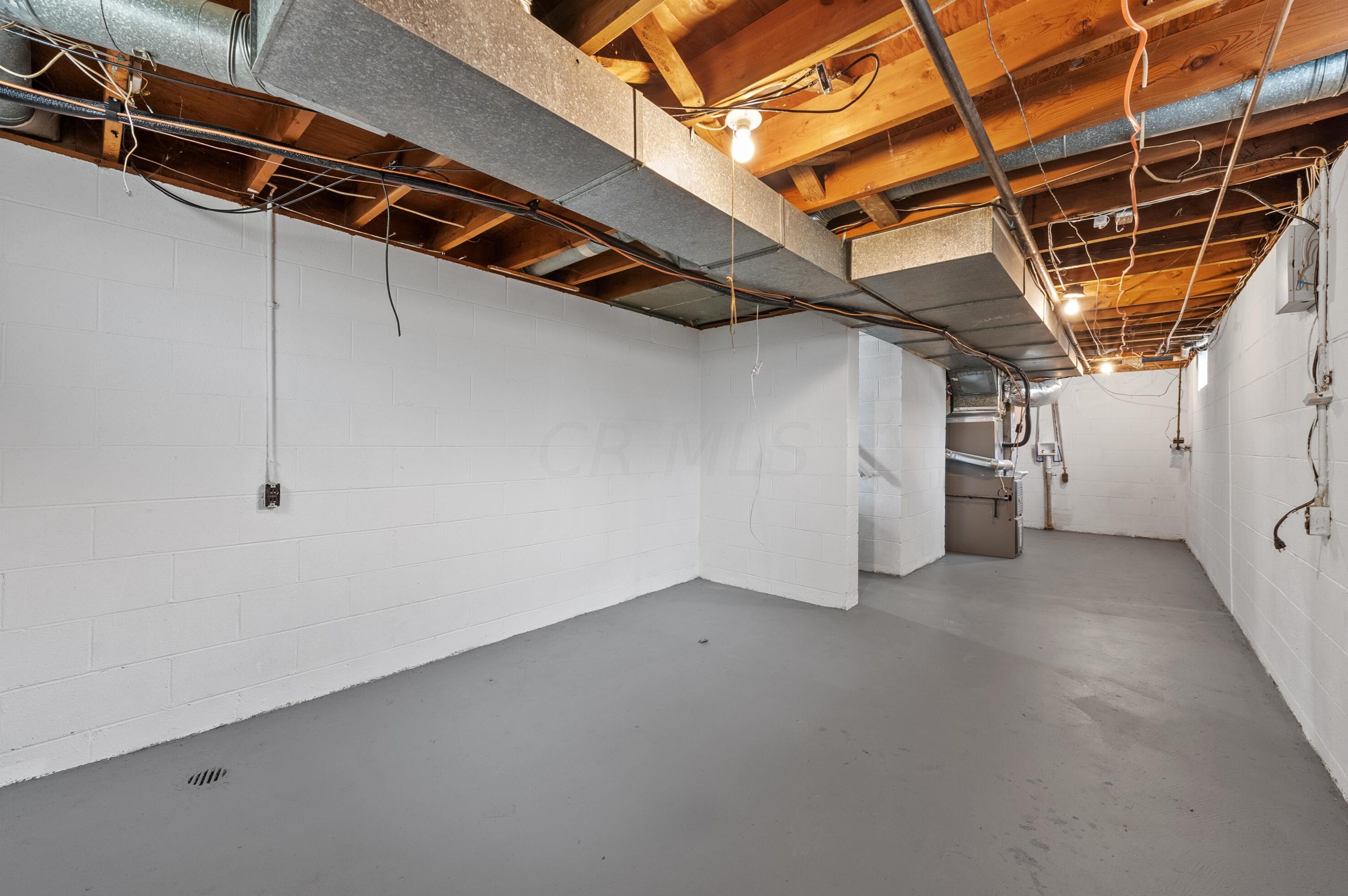 2087 Maryland Ave, Columbus OH  43219-2961 exterior