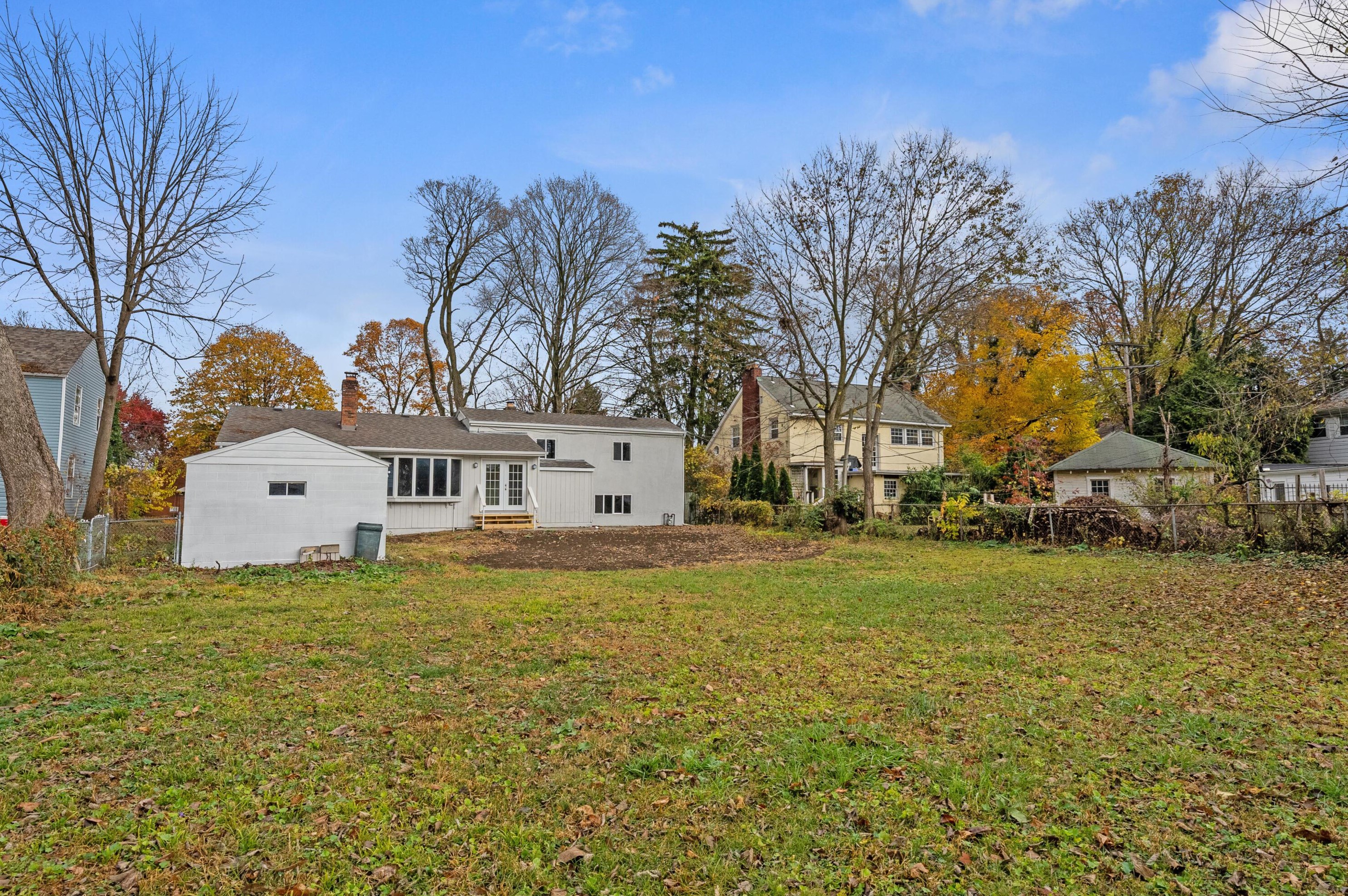 2087 Maryland Ave, Columbus OH  43219-2961 exterior