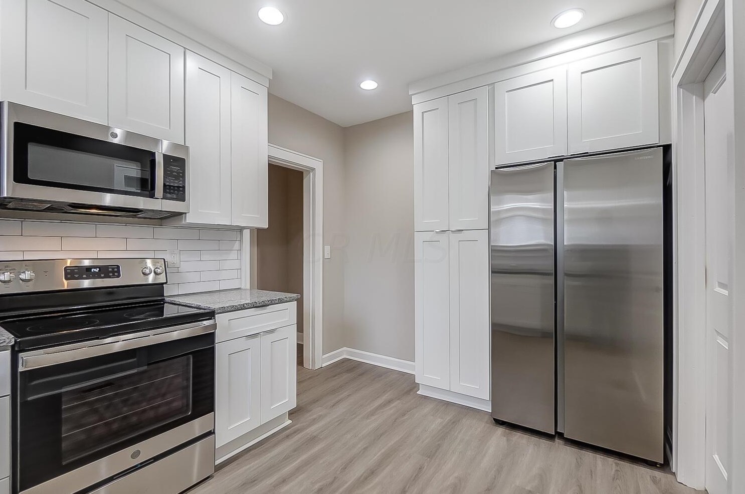 101 Harris Ave, Columbus OH 43204-3342 exterior