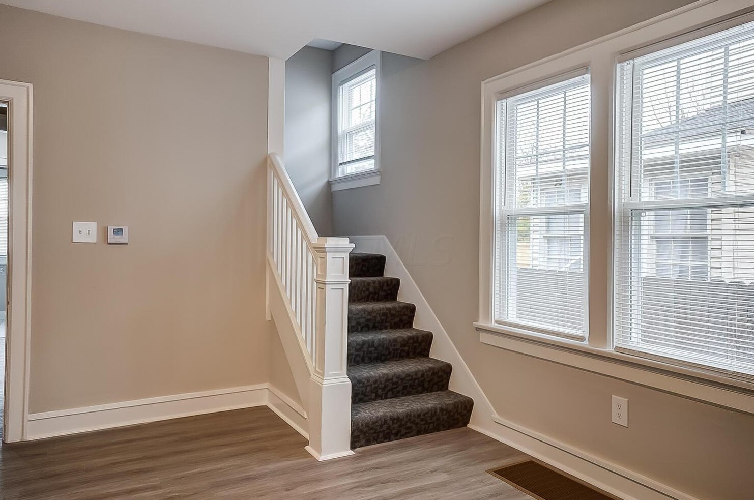 101 Harris Ave, Columbus OH 43204-3342 exterior