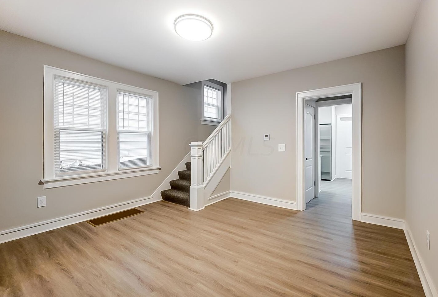 101 Harris Ave, Columbus OH 43204-3342 exterior