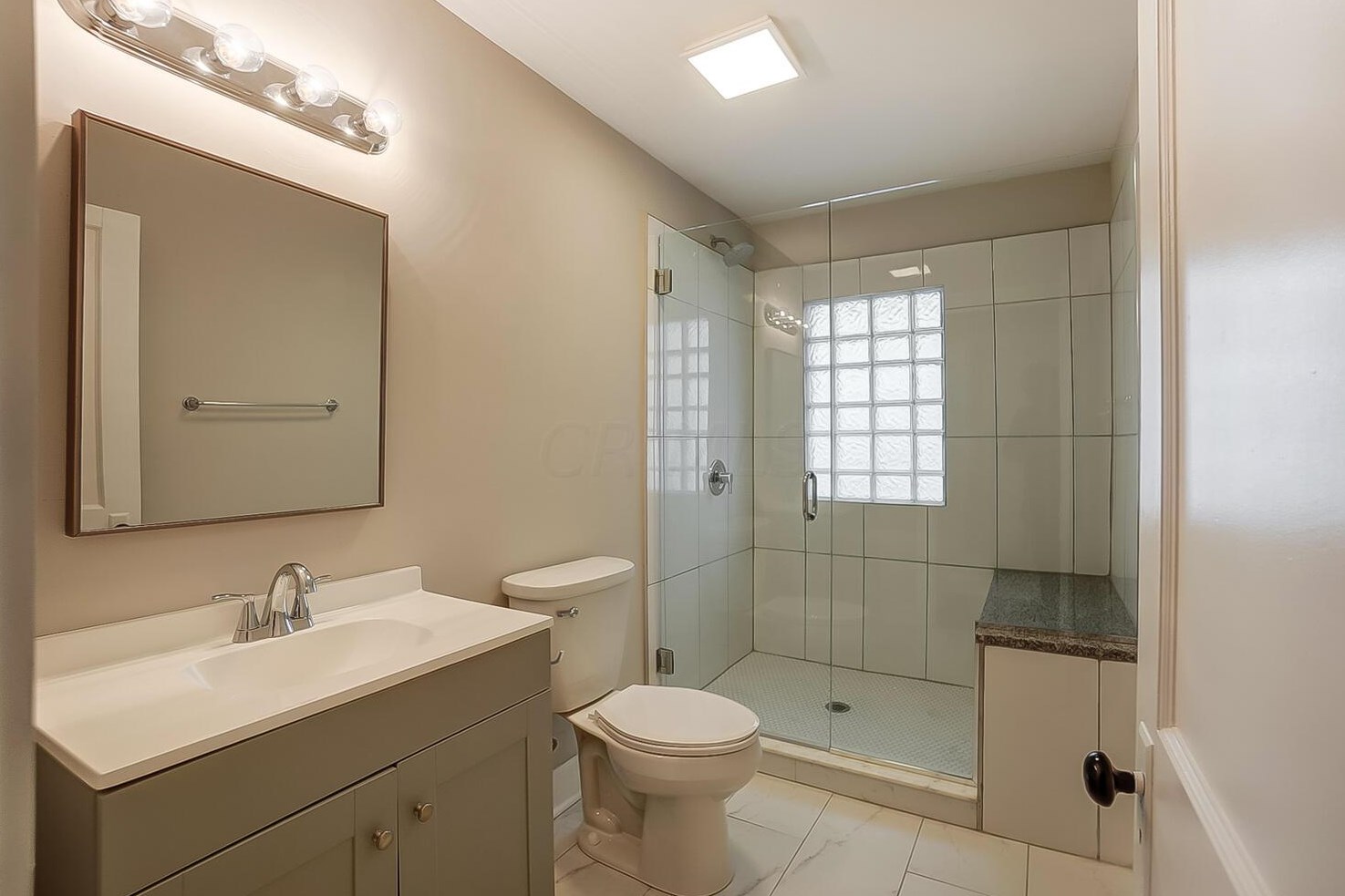 101 Harris Ave, Columbus OH 43204-3342 exterior