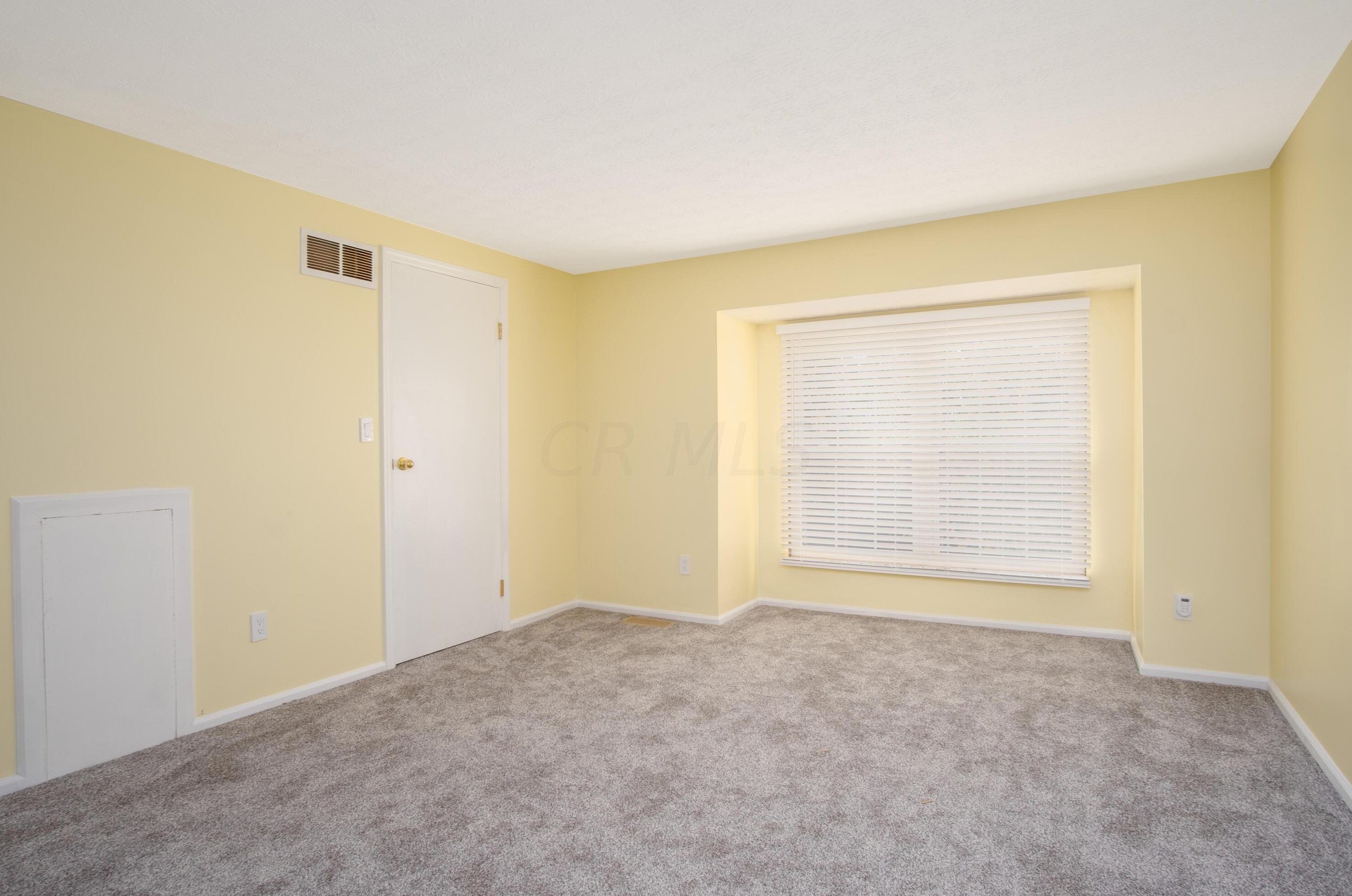 5117 Ranstead Ct, Columbus OH 43220-2545 exterior