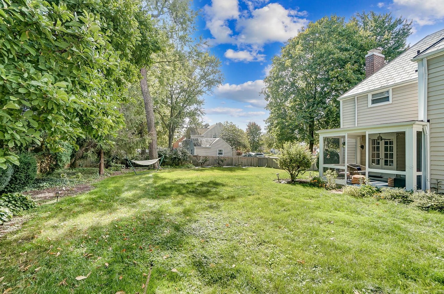 2646 Northwest Blvd, Columbus OH  43221-3345 exterior