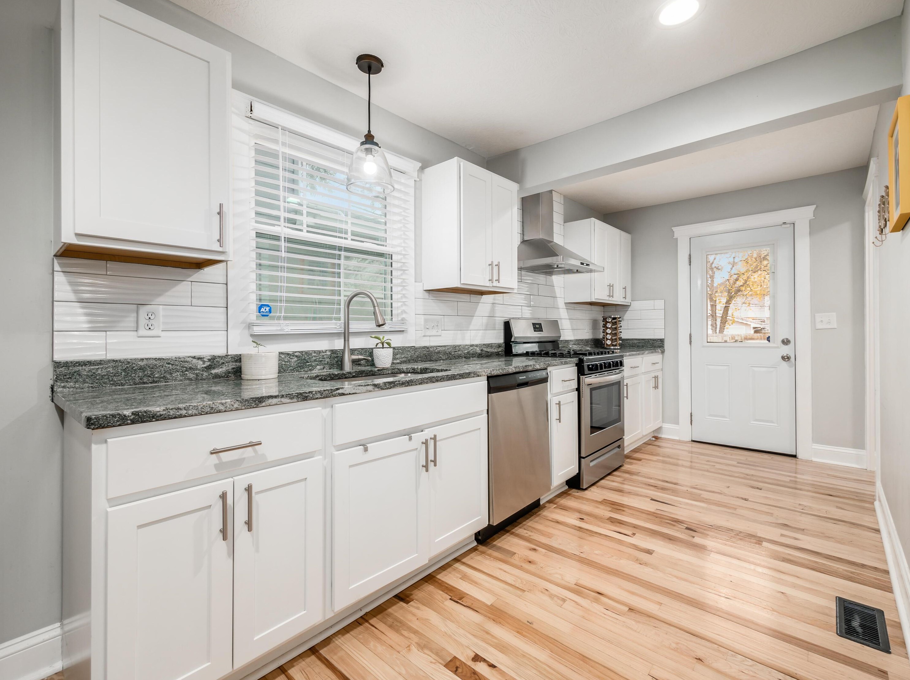 779 Siebert St, Columbus OH  43206-2970 exterior